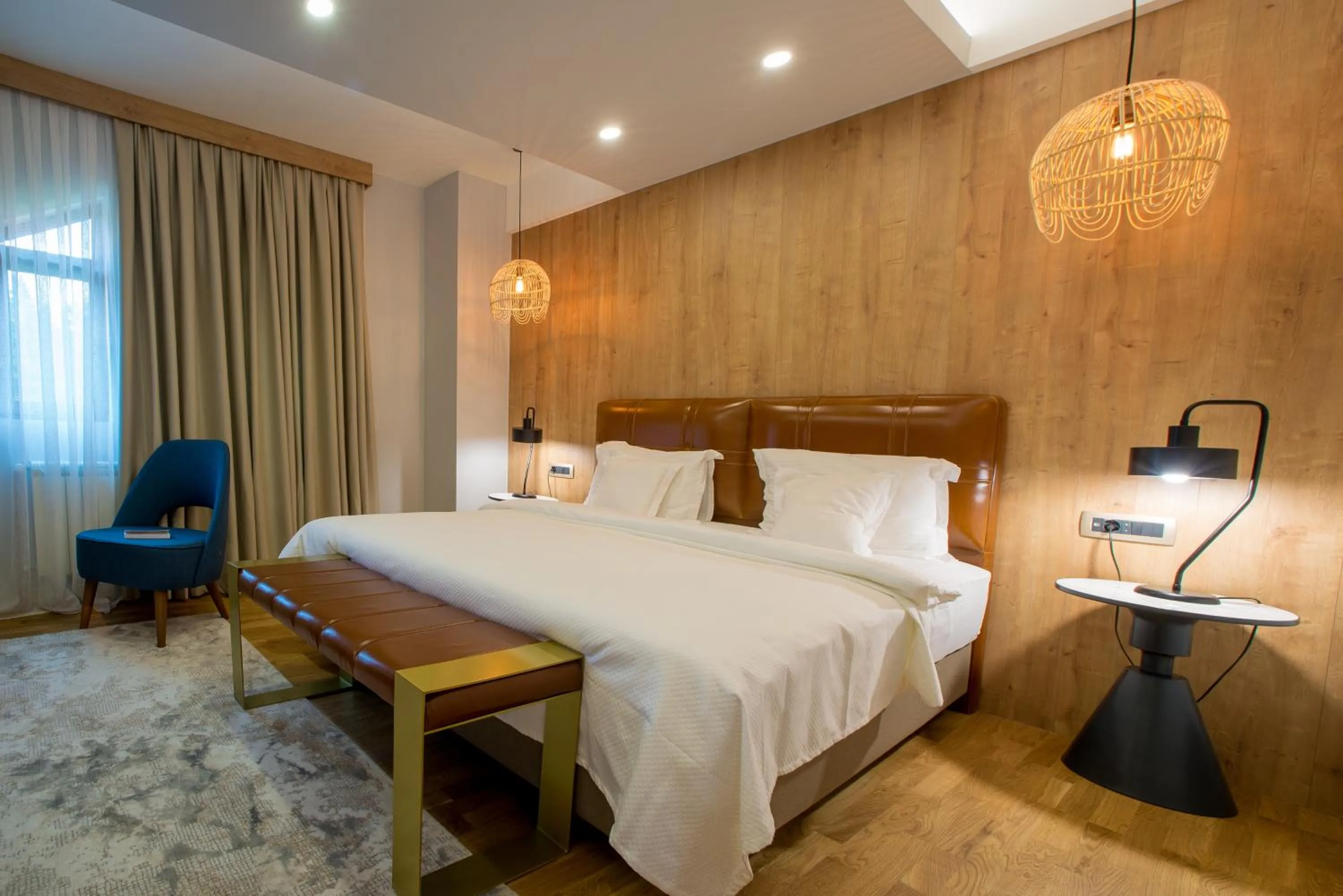 Bedroom, Bed in Ski Hotel