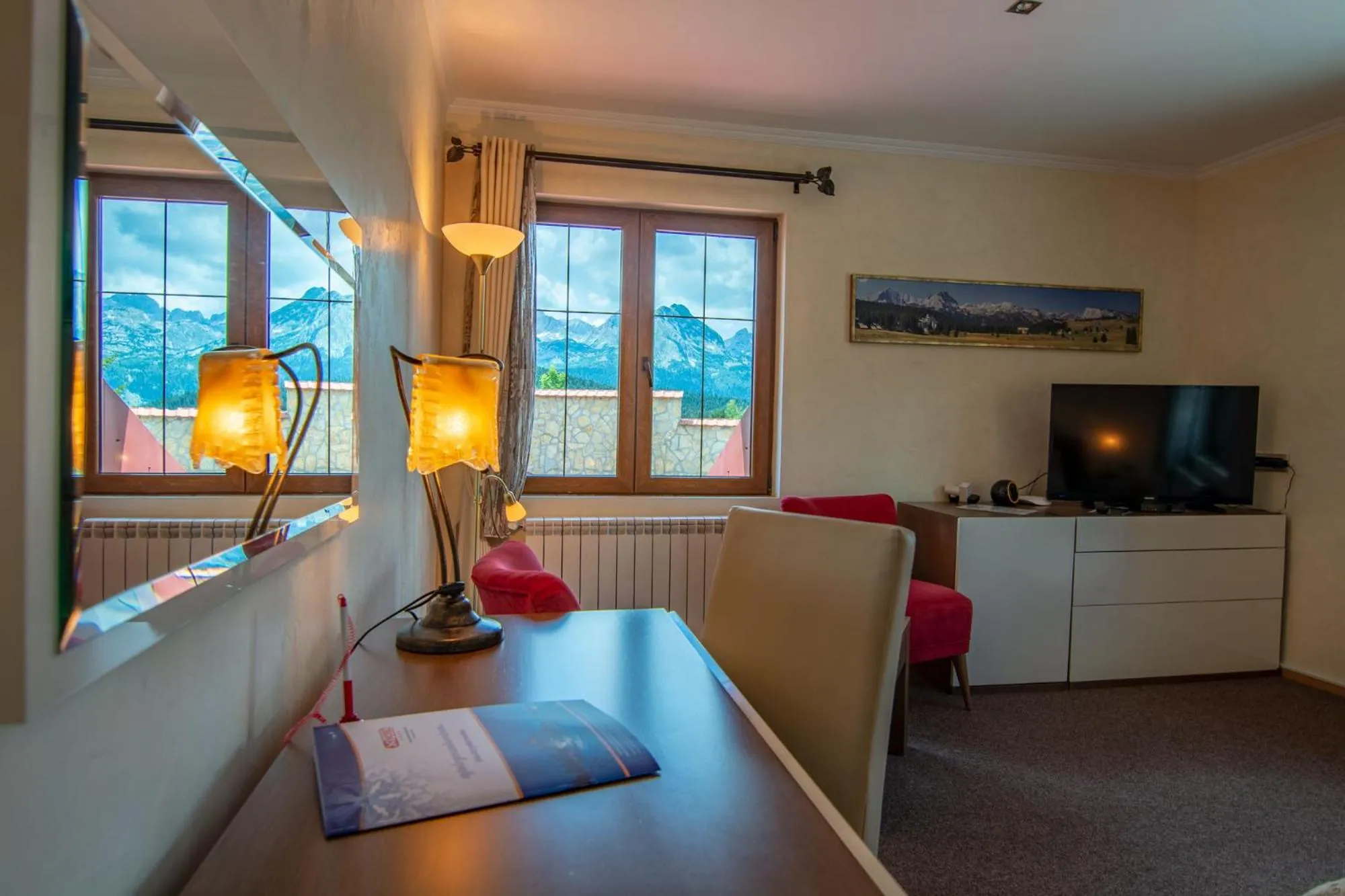 TV and multimedia in Ski Hotel