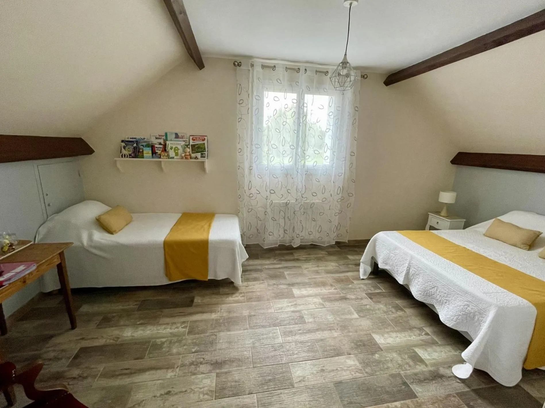 Property building in Au Nom des Dames, Maison et Table d'Hôtes, près de Chenonceau et du Zoo de Beauval