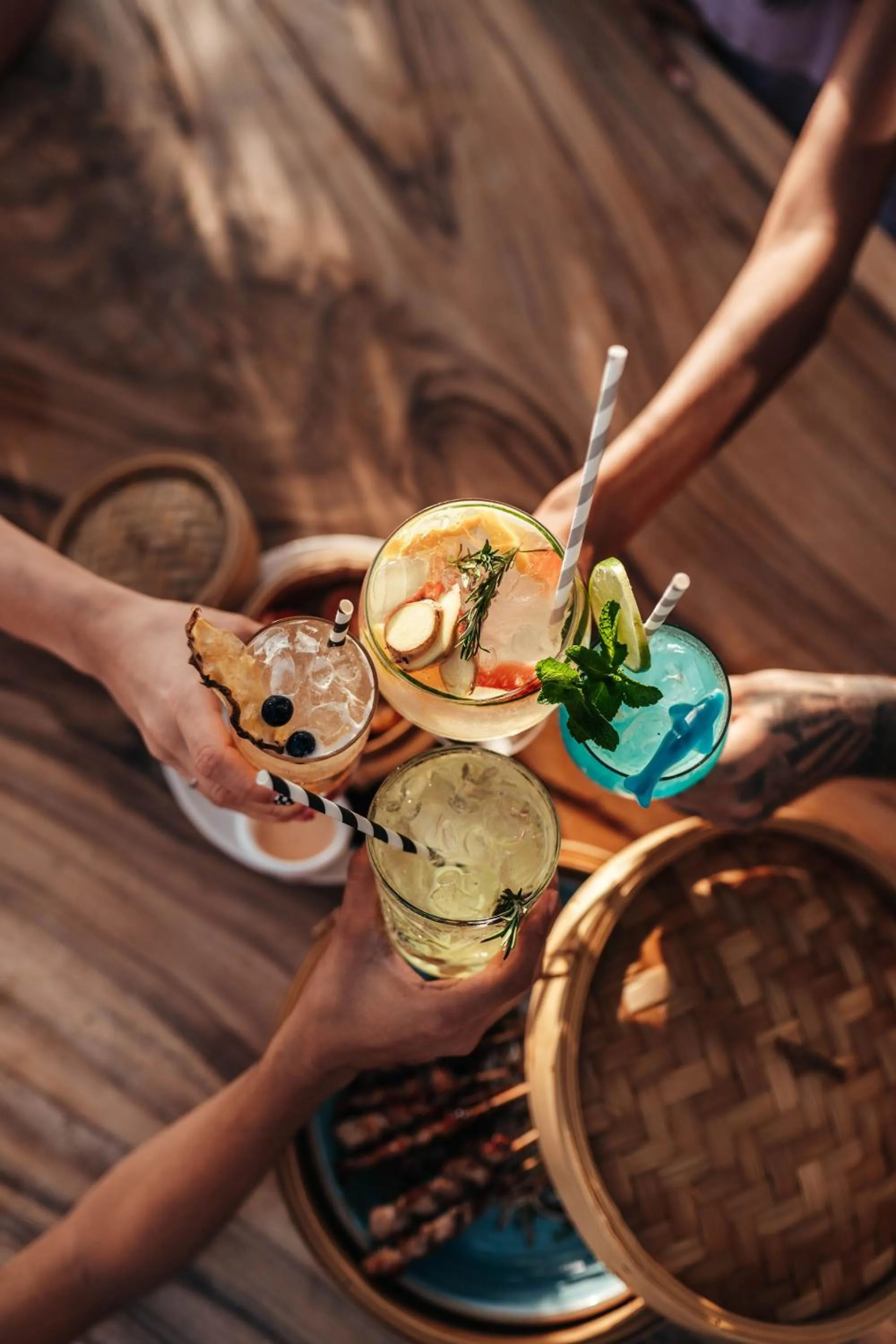 Restaurant/places to eat in Kontiki Beach Resort