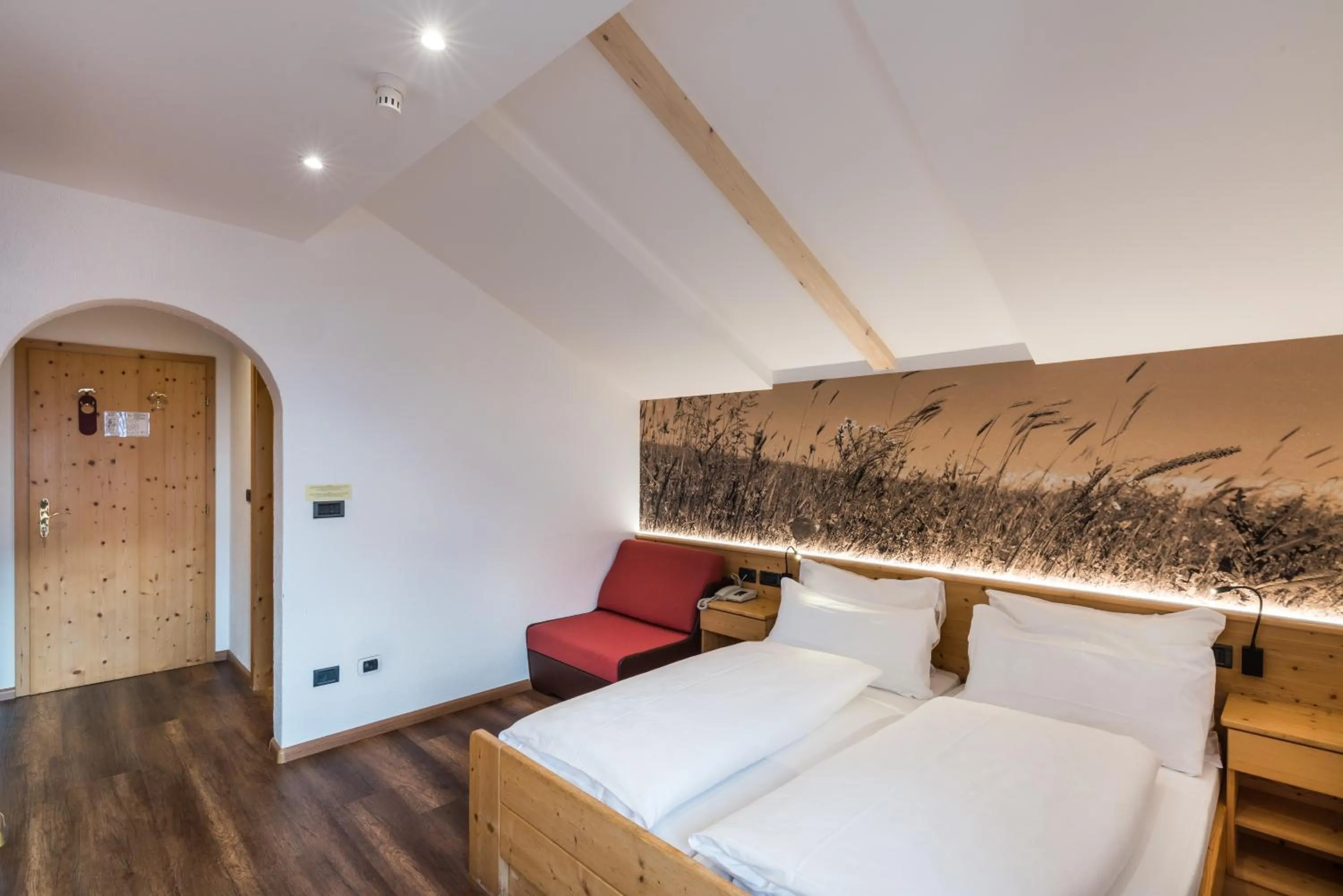 Bedroom, Bed in Berghotel Schlemmer