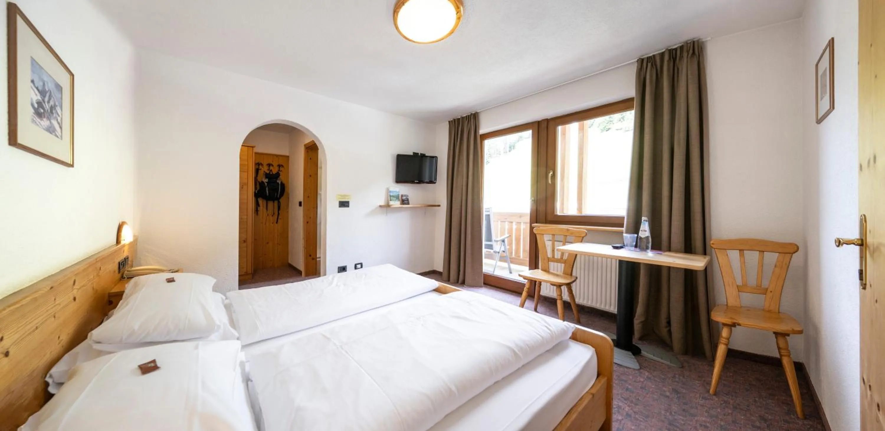 Bedroom, Bed in Berghotel Schlemmer