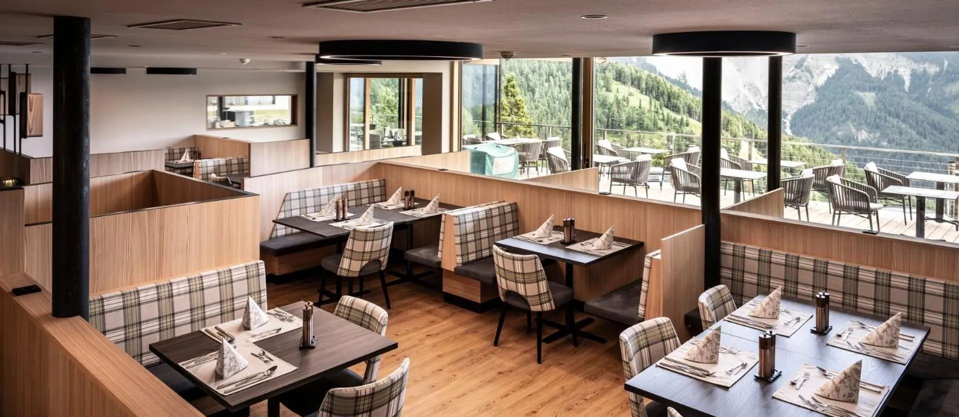 Restaurant/places to eat in Berghotel Schlemmer