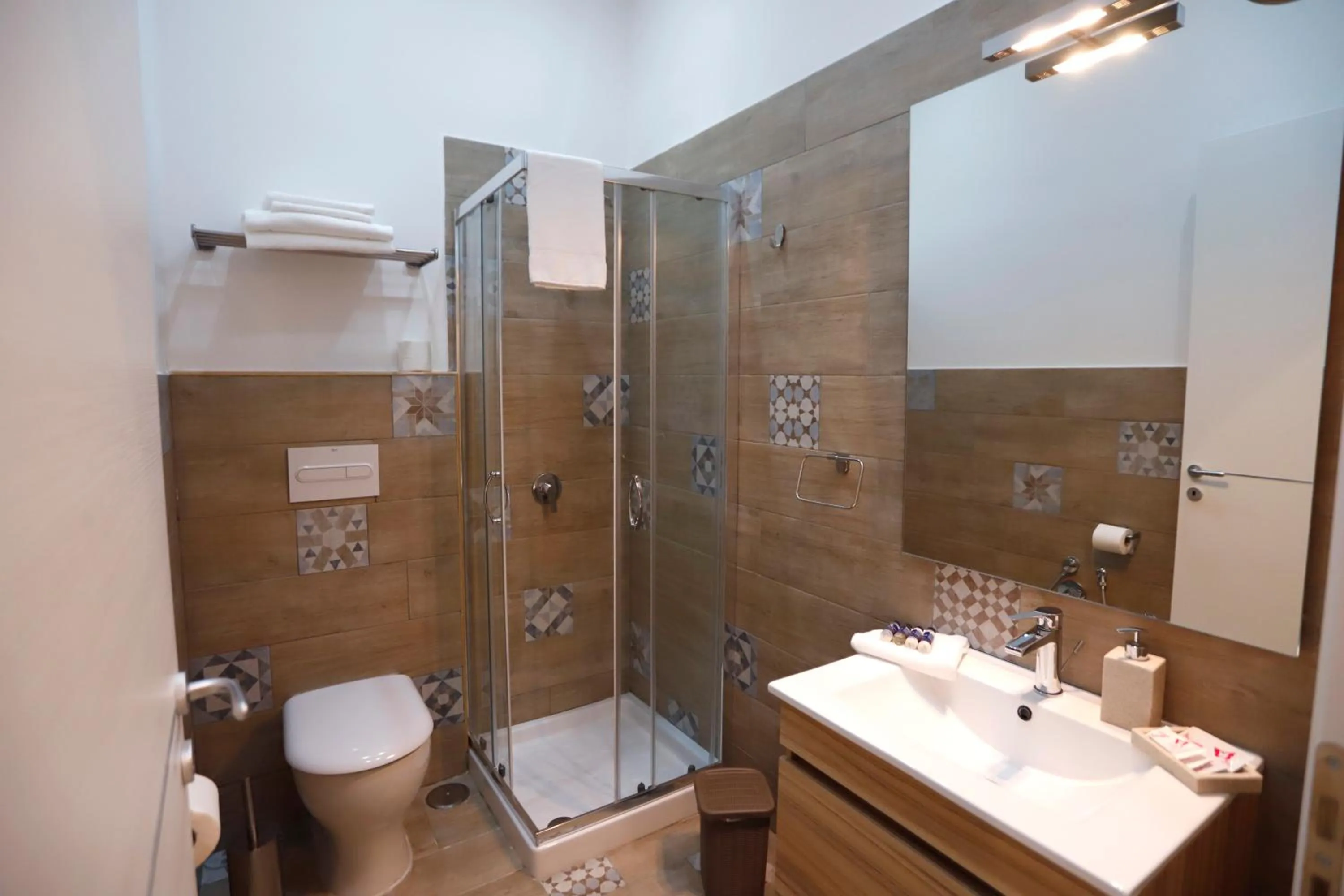 Bathroom in VICTORIA HOTEL B&B