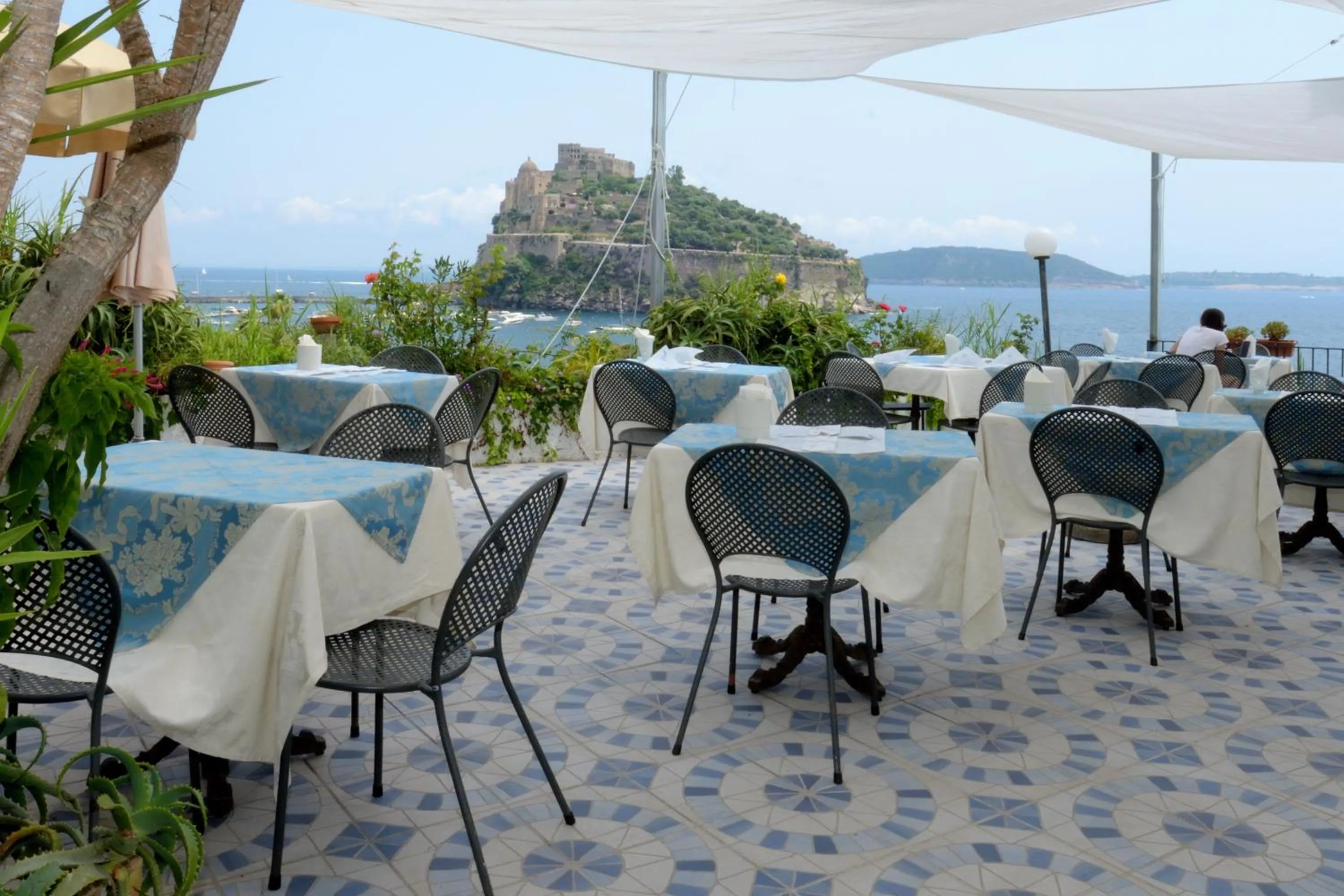 Property building in Hotel La Ninfea