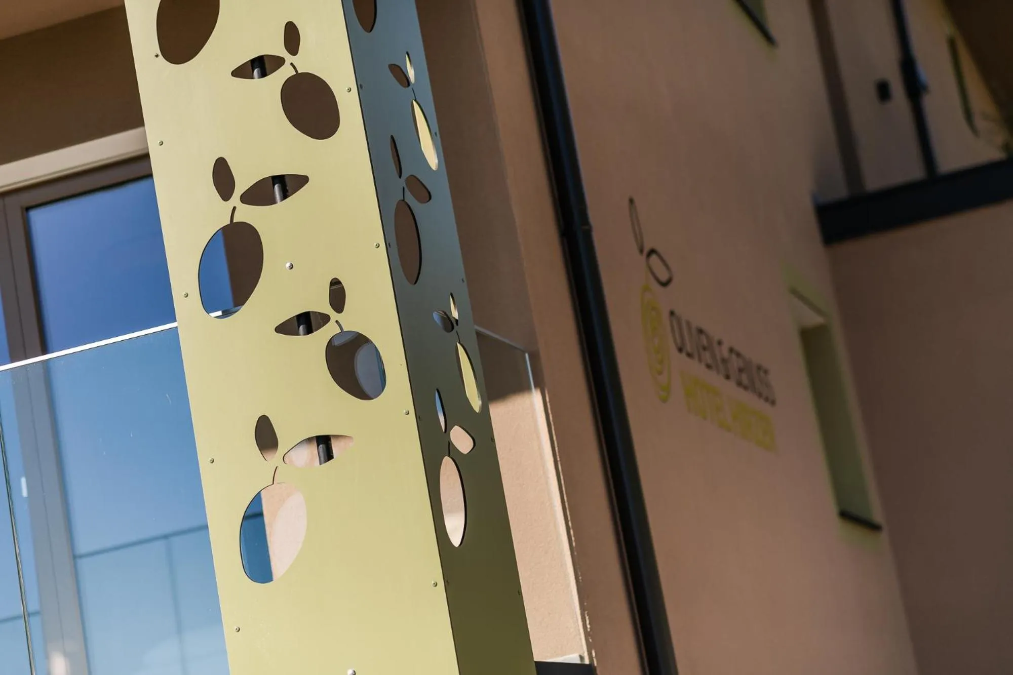 Property building in Oliven- & Genusshotel Hirzer