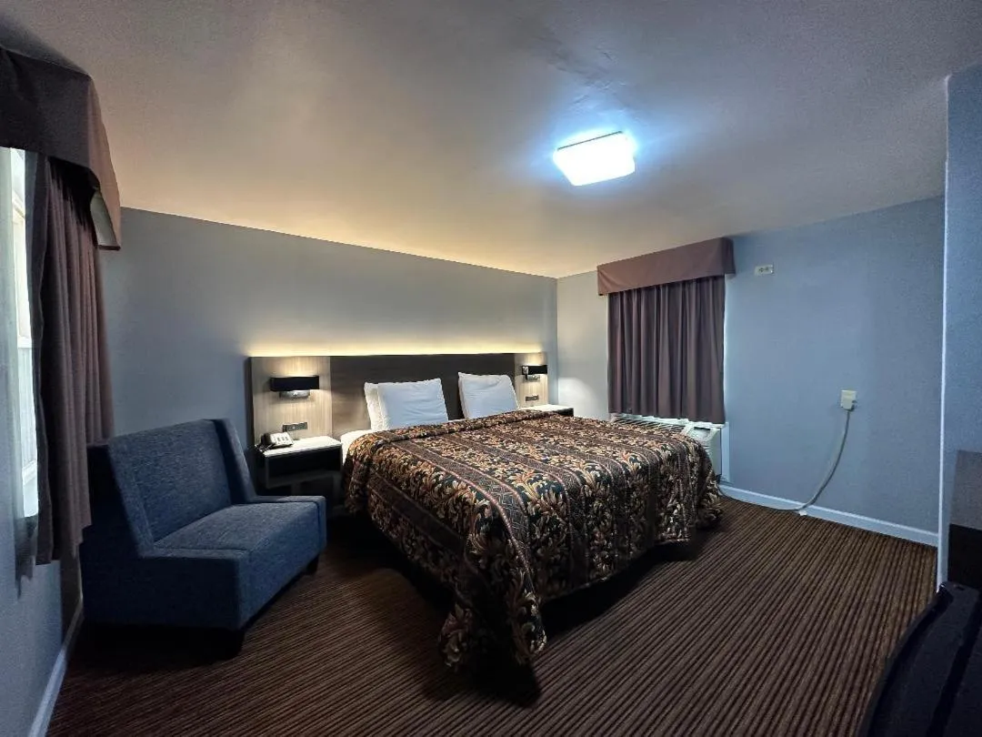 Bed in Rodeway Inn & Suites Walhalla
