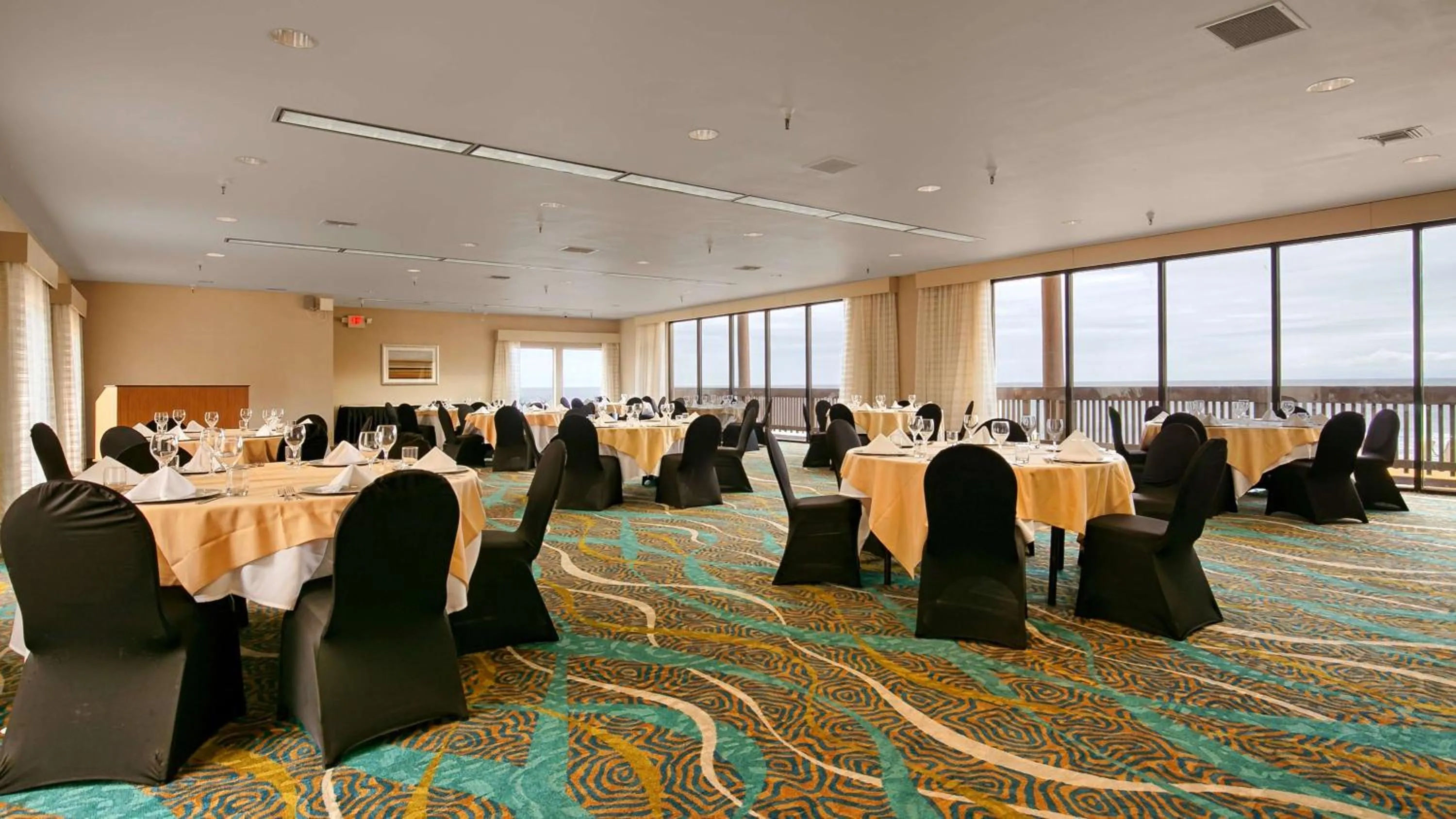 Banquet/Function facilities in Pacifica Lighthouse Hotel Trademark Collection by Wyndham