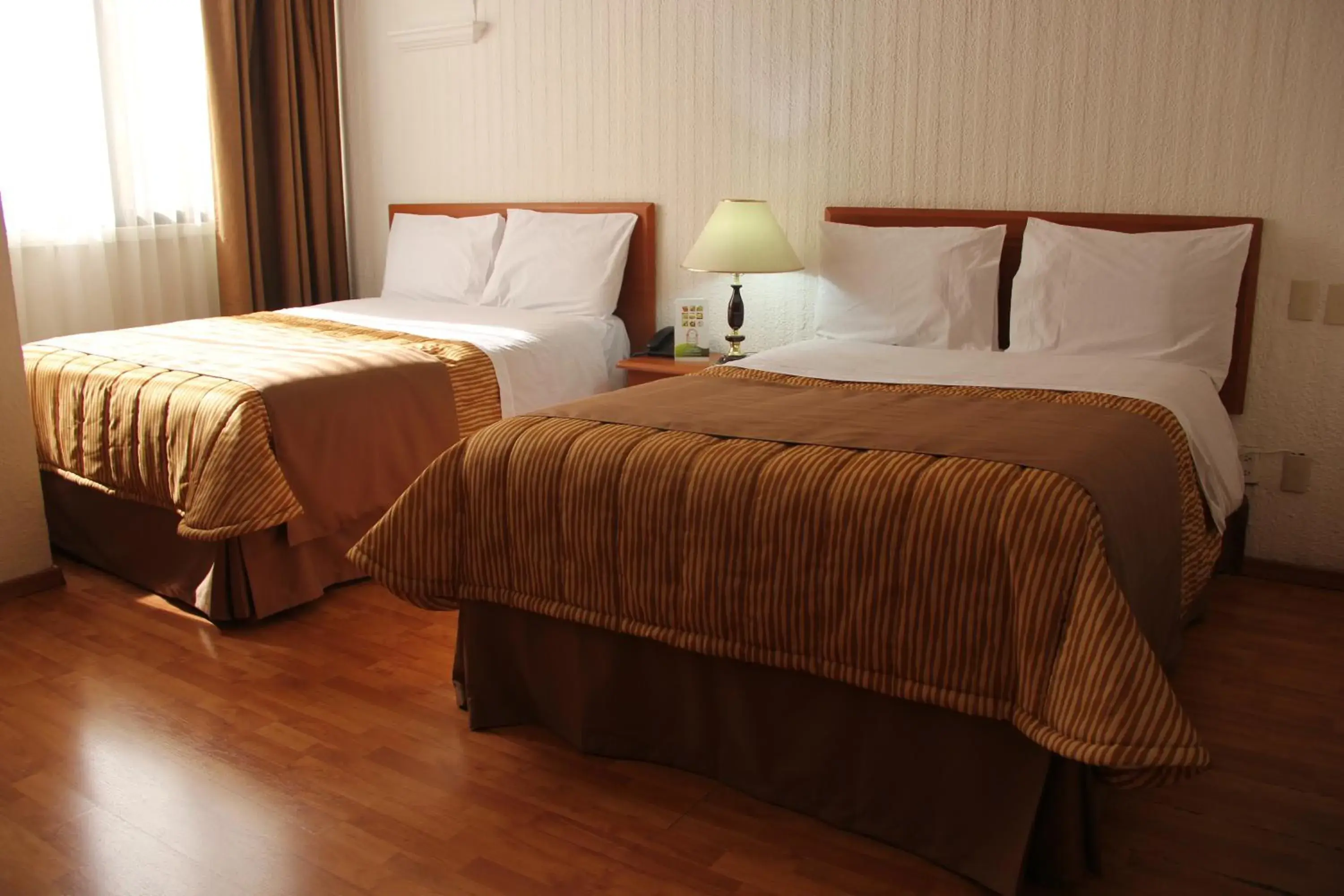 Double or Twin Room in Don Miguel Double or Twin Room in Don Miguel