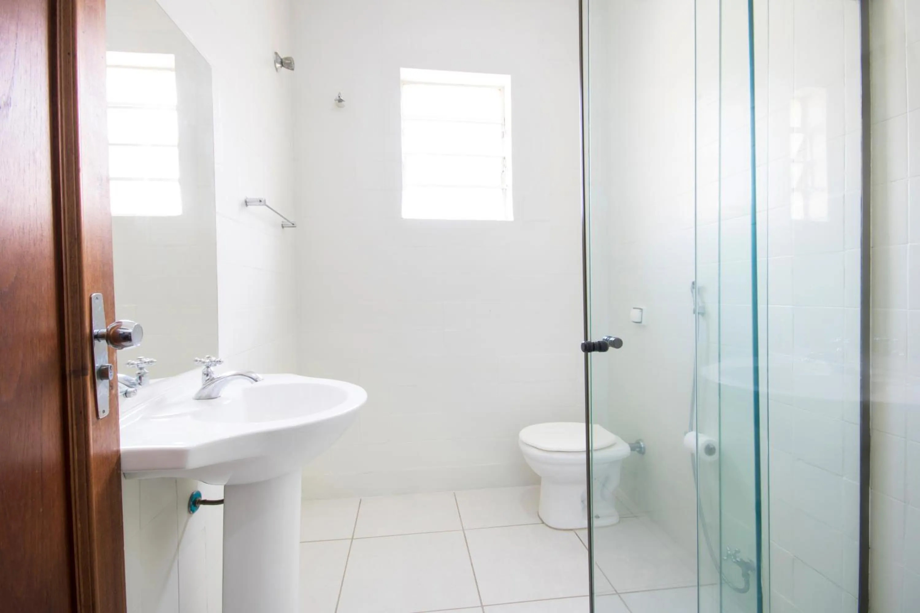 Bathroom in Hotel Euro Suite Poços de Caldas By Nacional Inn