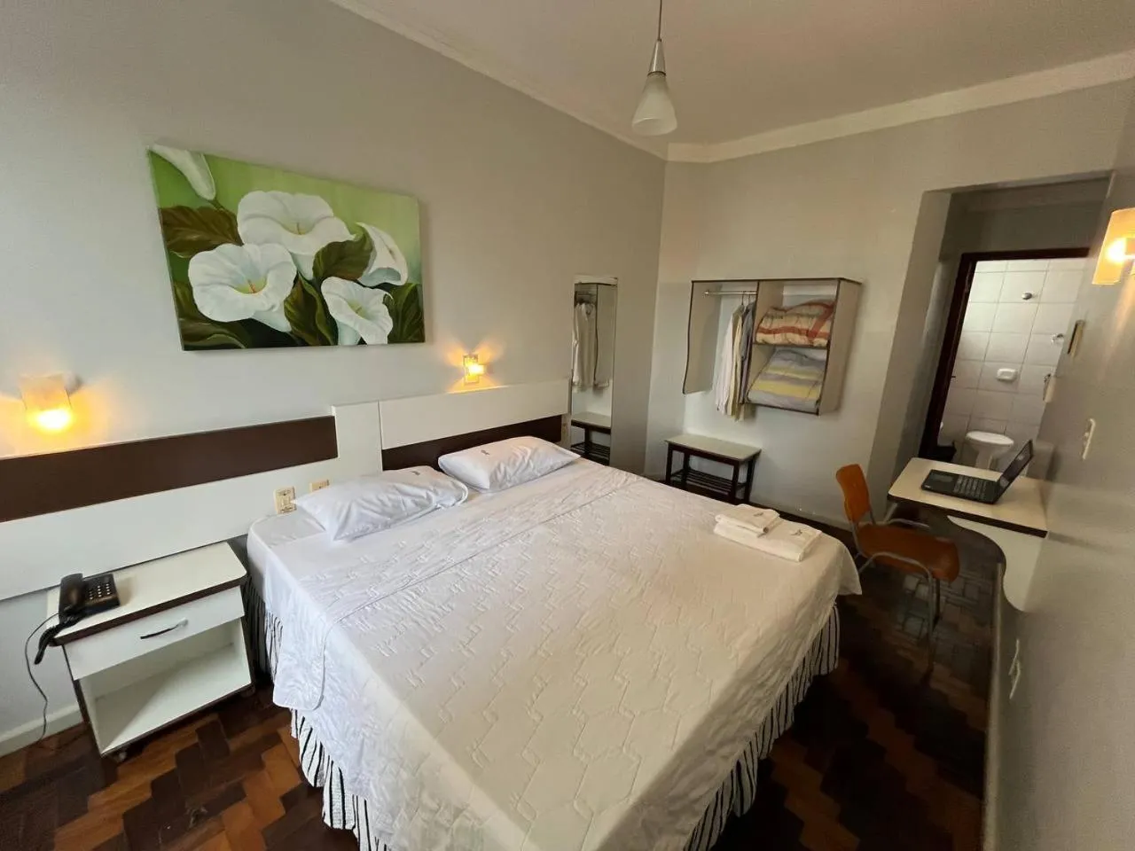 Bedroom, Bed in Oscar Palace Hotel - Centro de Tubarão