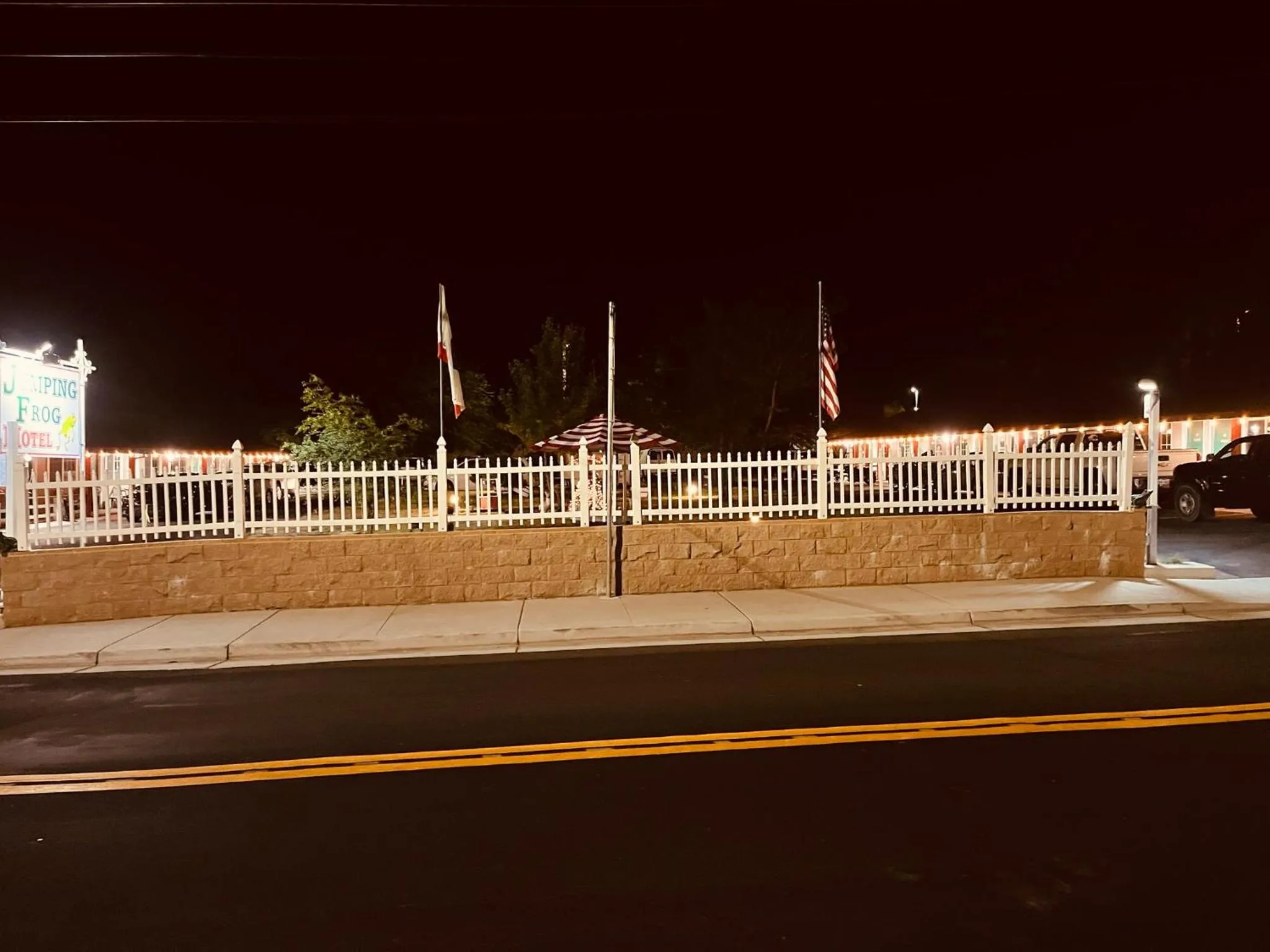 Property building in Jumping Frog Motel