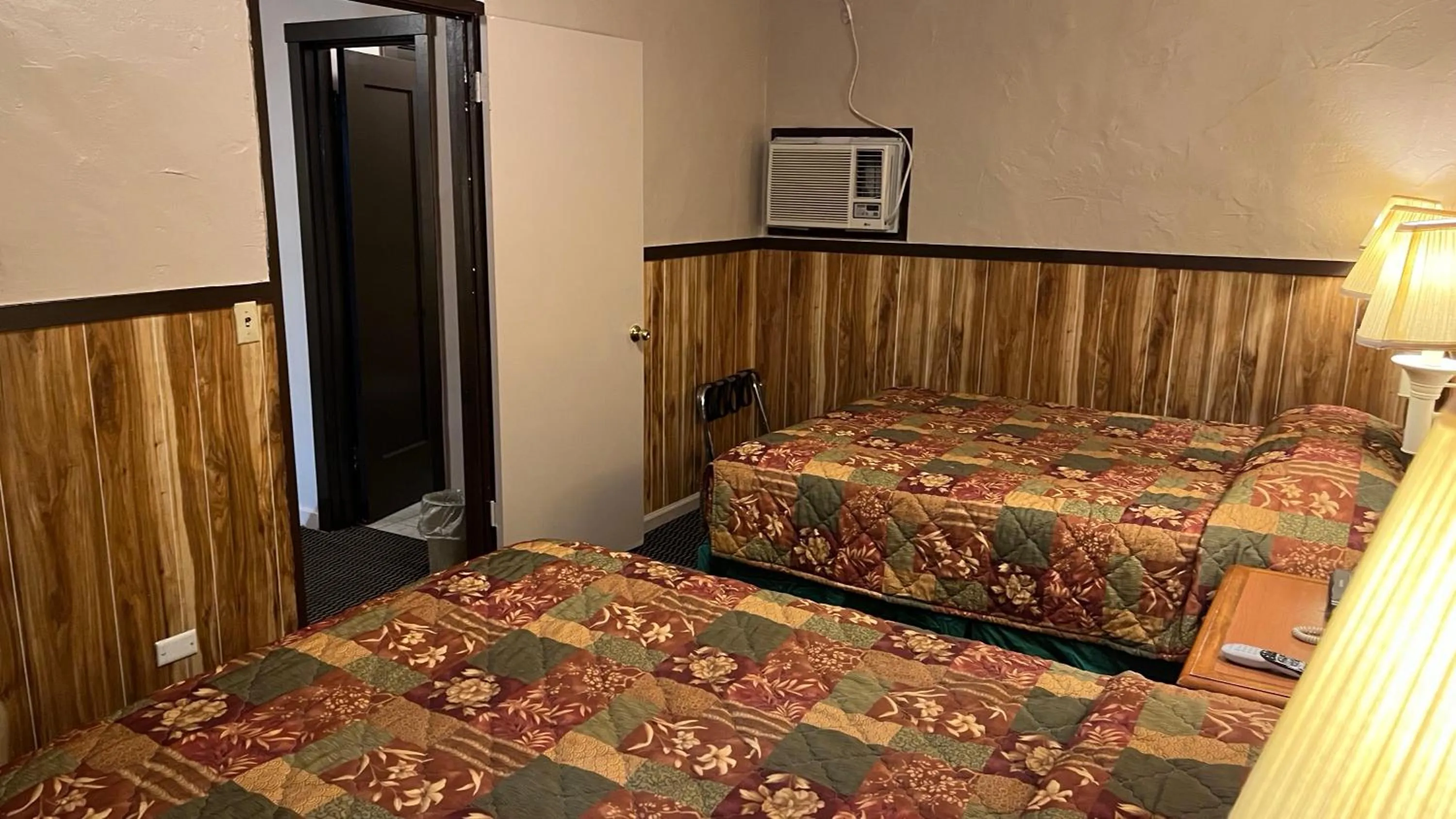 Bed in Jumping Frog Motel
