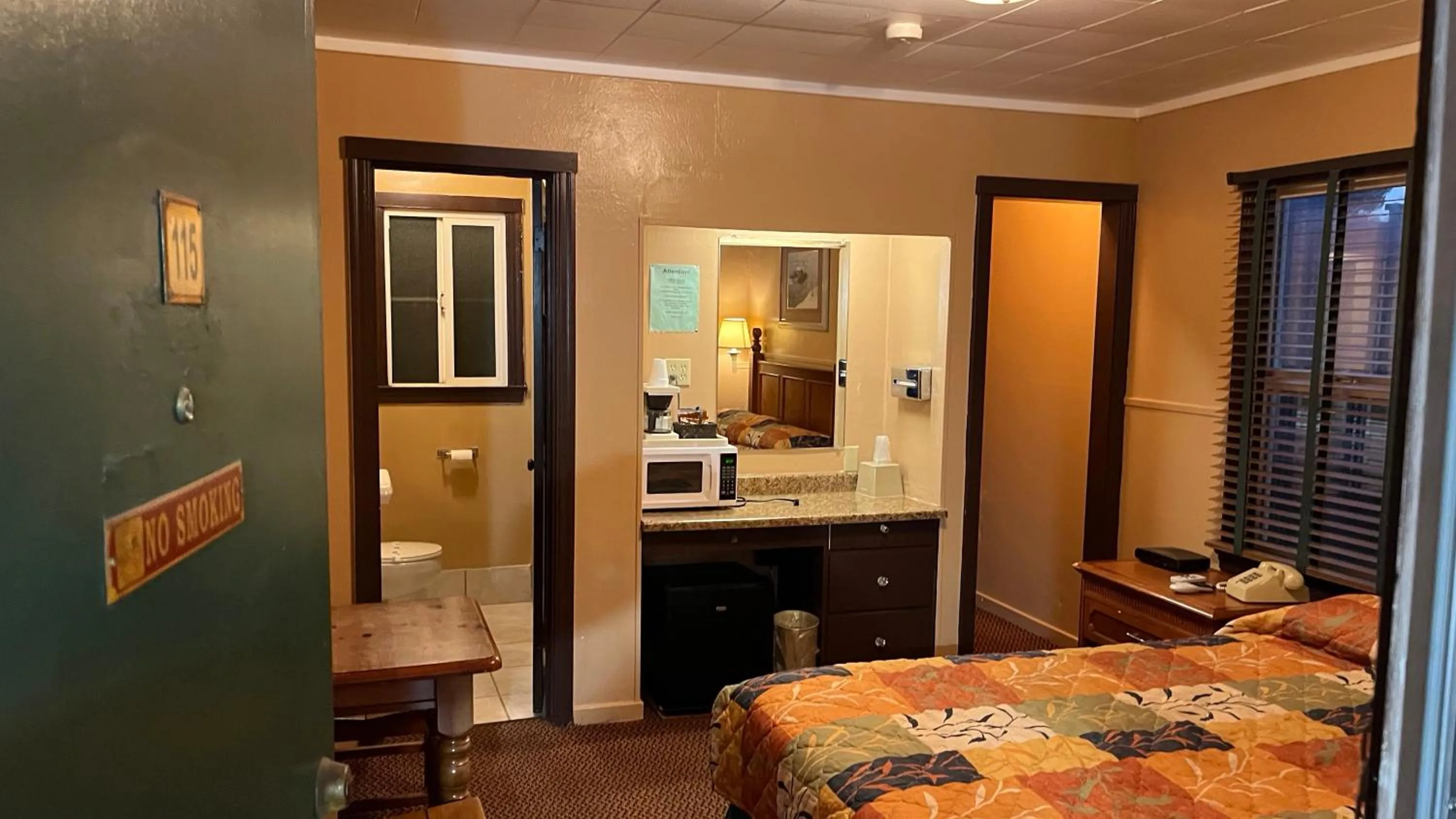 Bed in Jumping Frog Motel