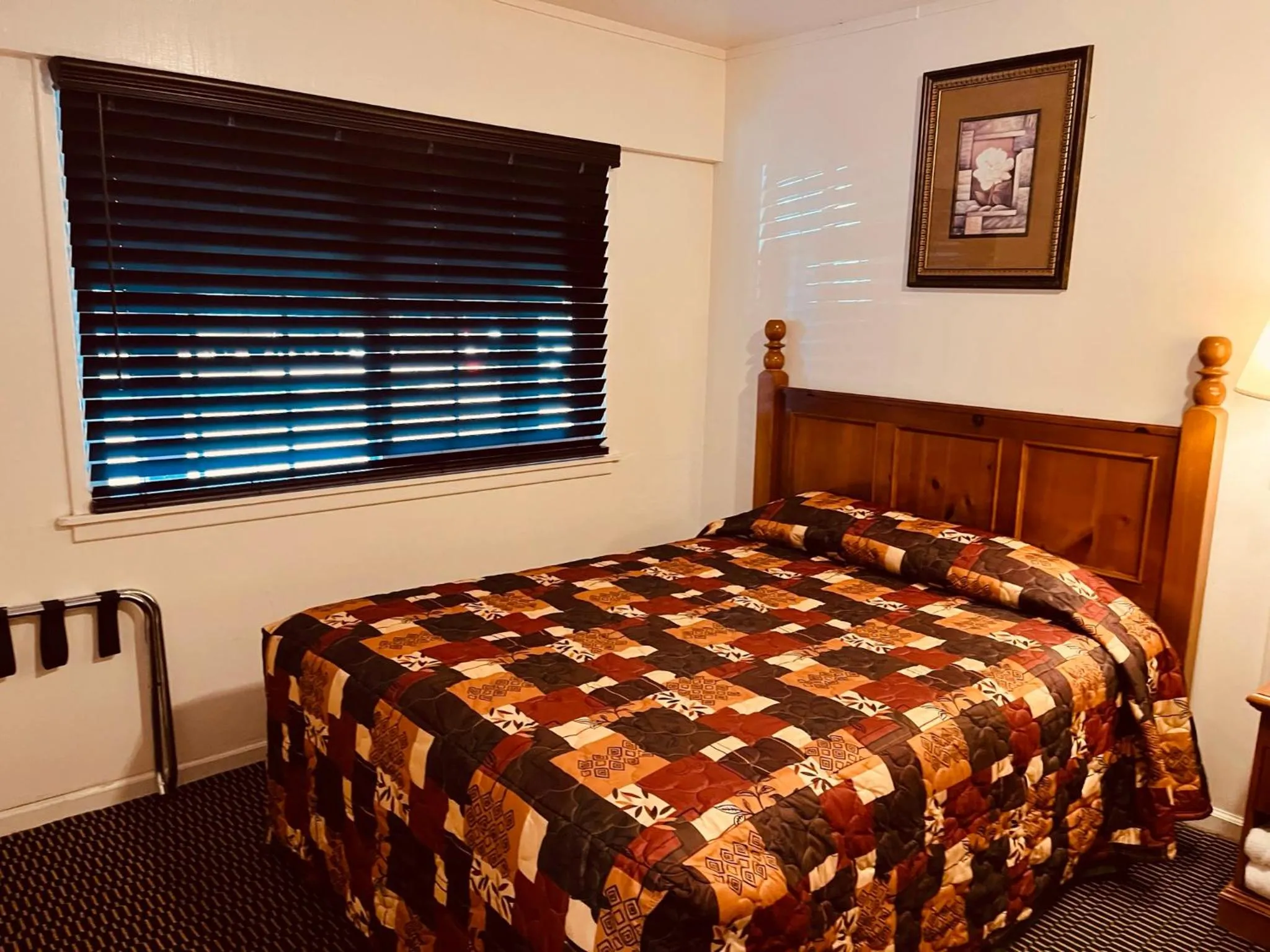 Bed in Jumping Frog Motel