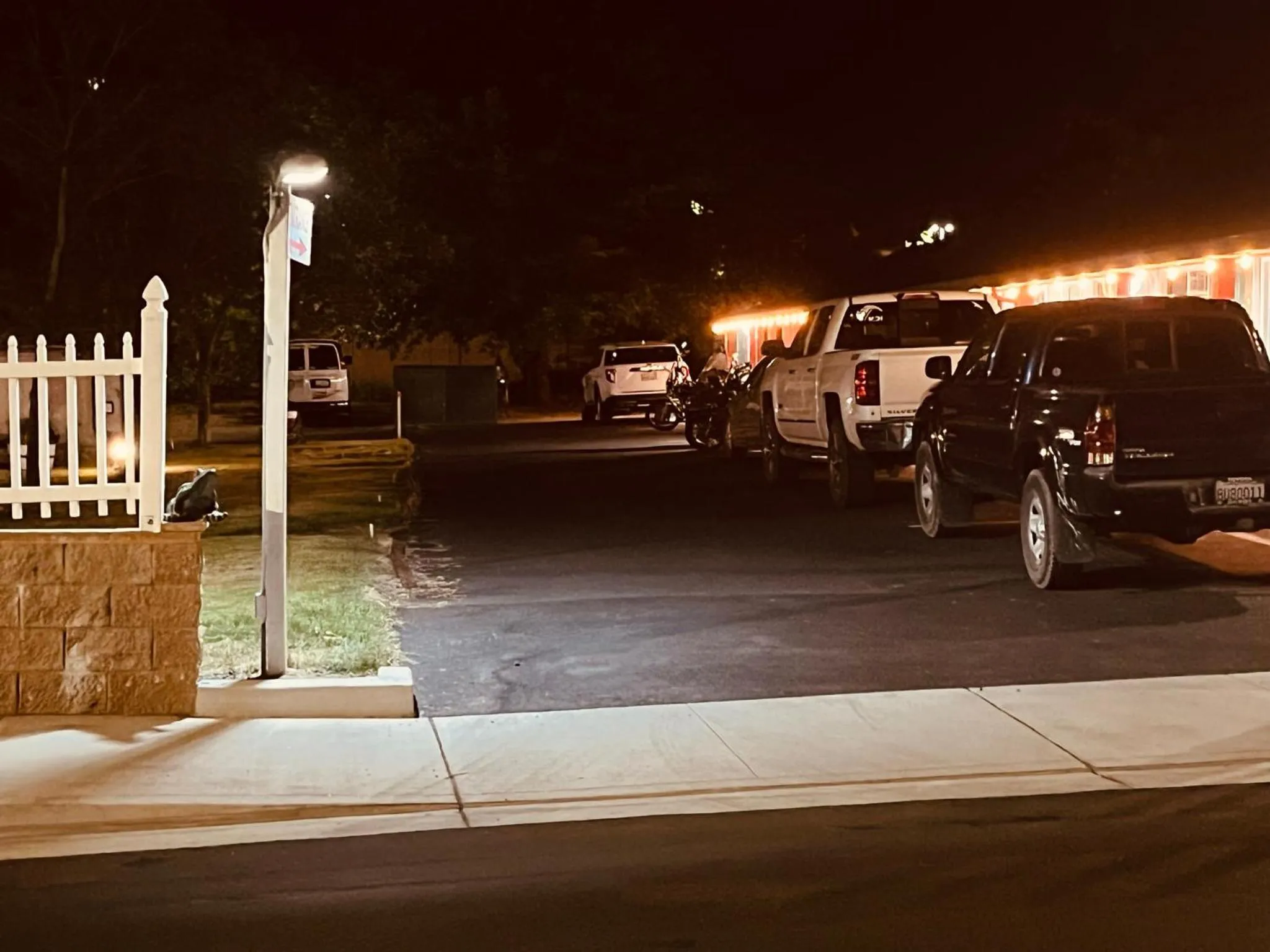 Night in Jumping Frog Motel