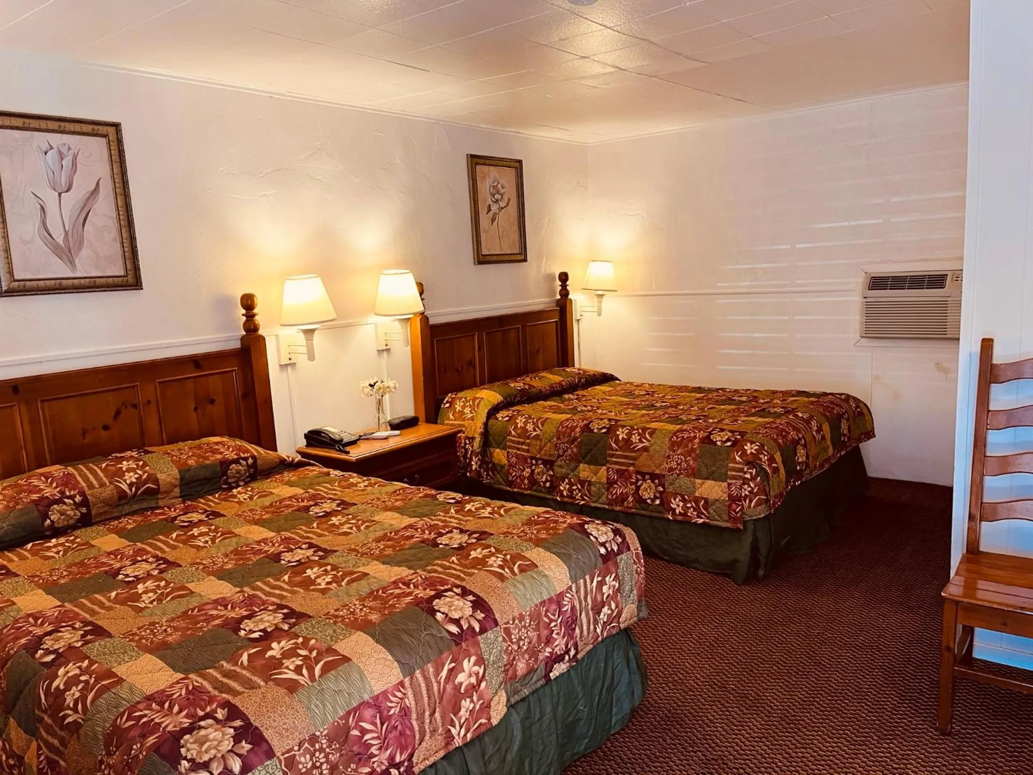 Bed in Jumping Frog Motel