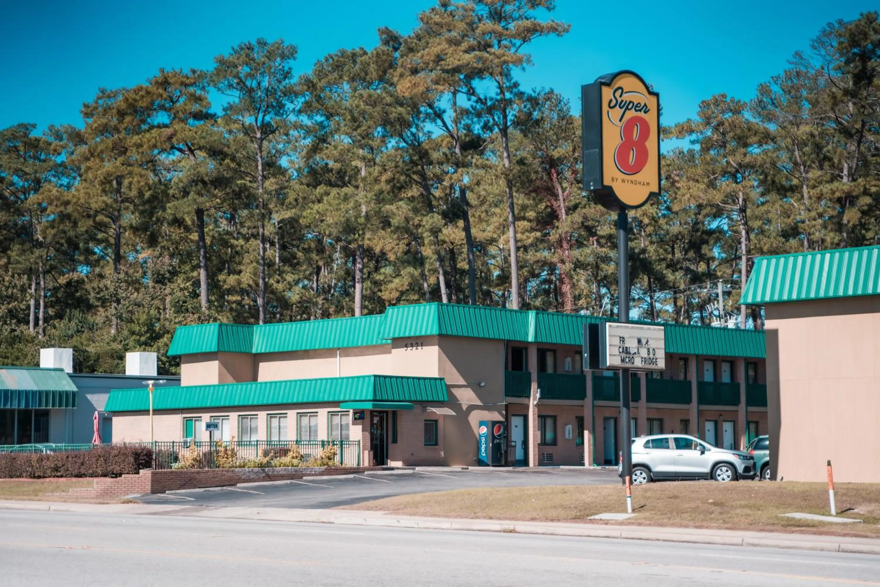 Super 8 by Wyndham Columbia/Ft. Jackson SC