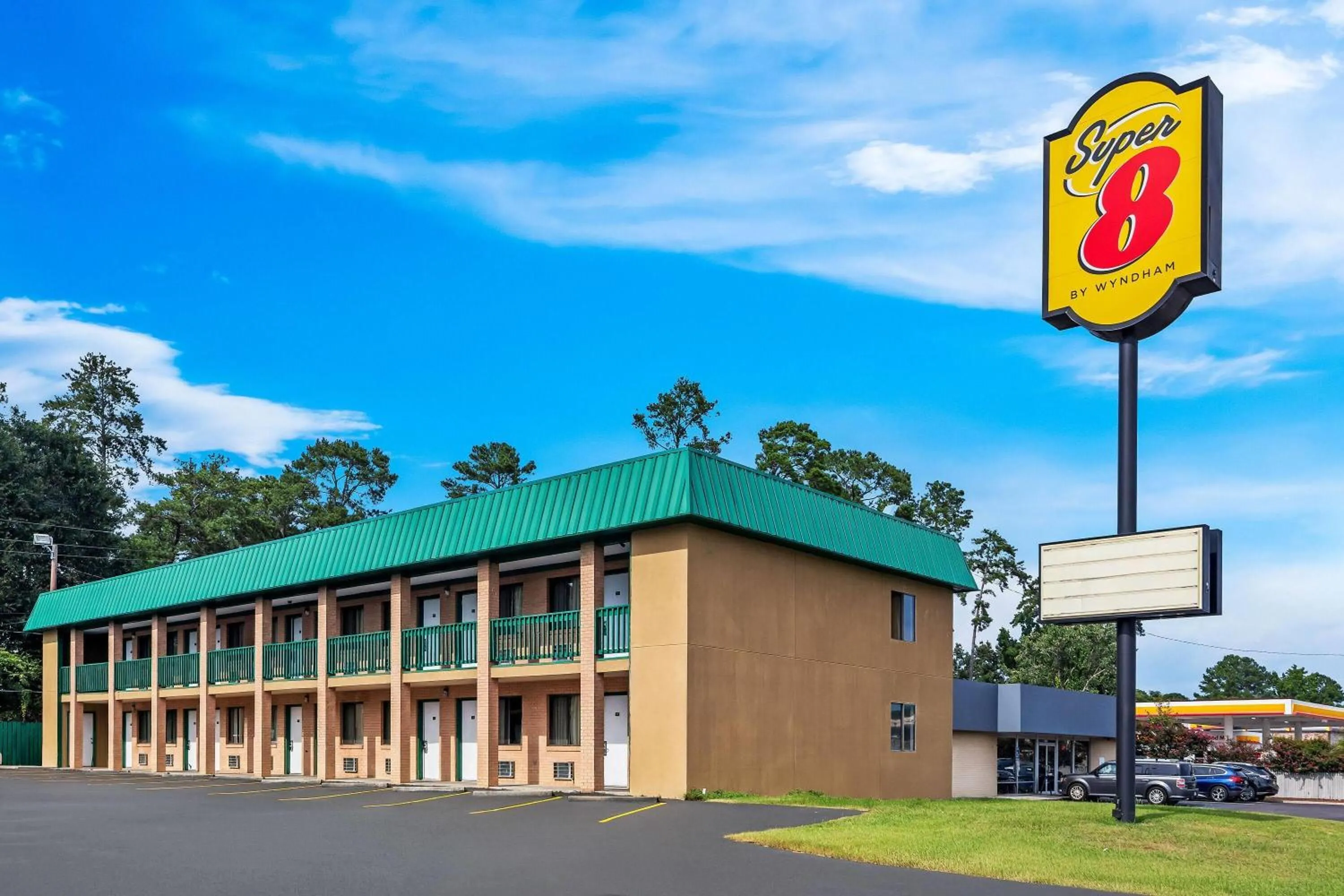 Property building in Super 8 by Wyndham Columbia/Ft. Jackson SC