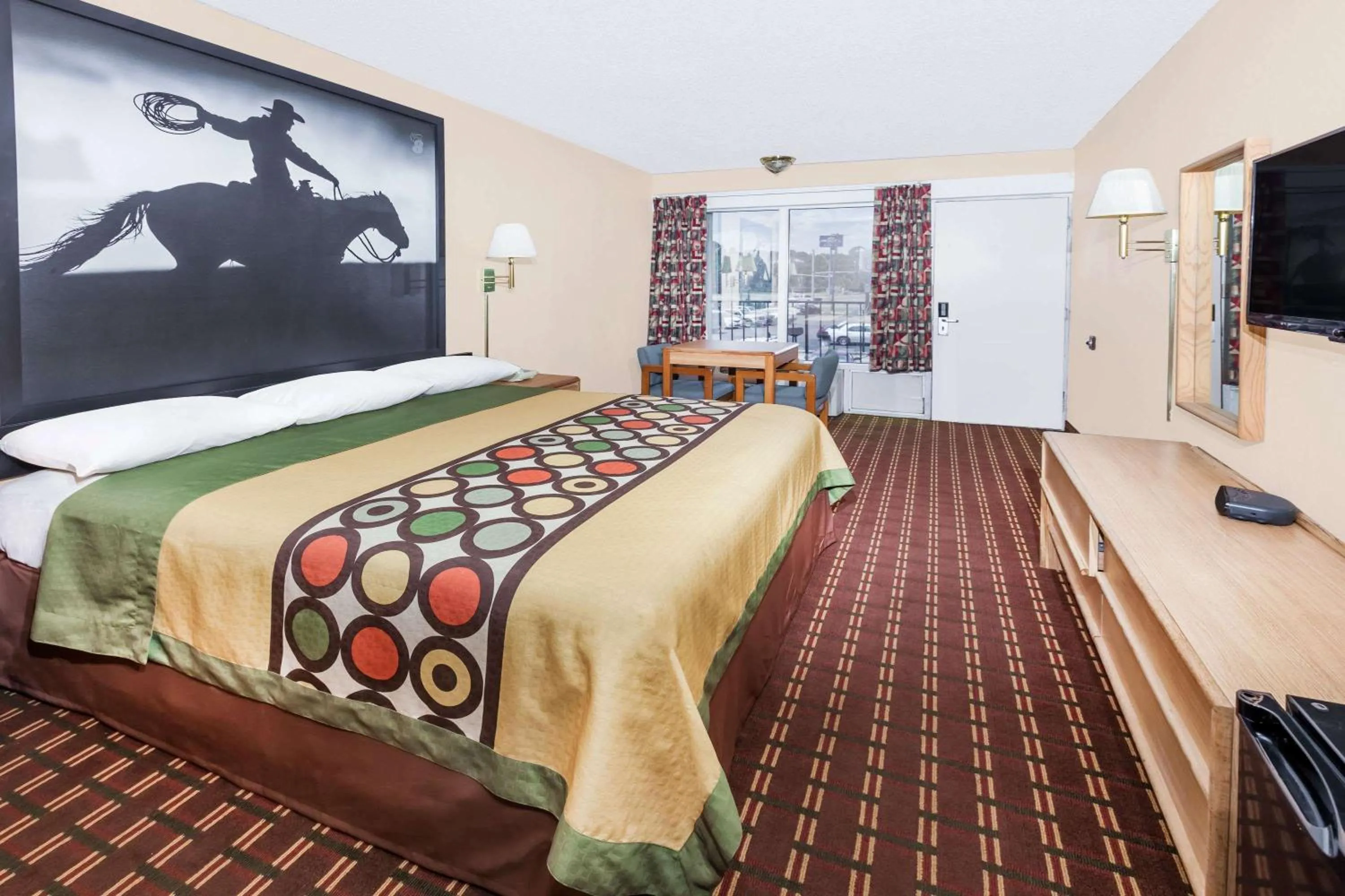 Photo of the whole room in Super 8 by Wyndham Longview/I-20