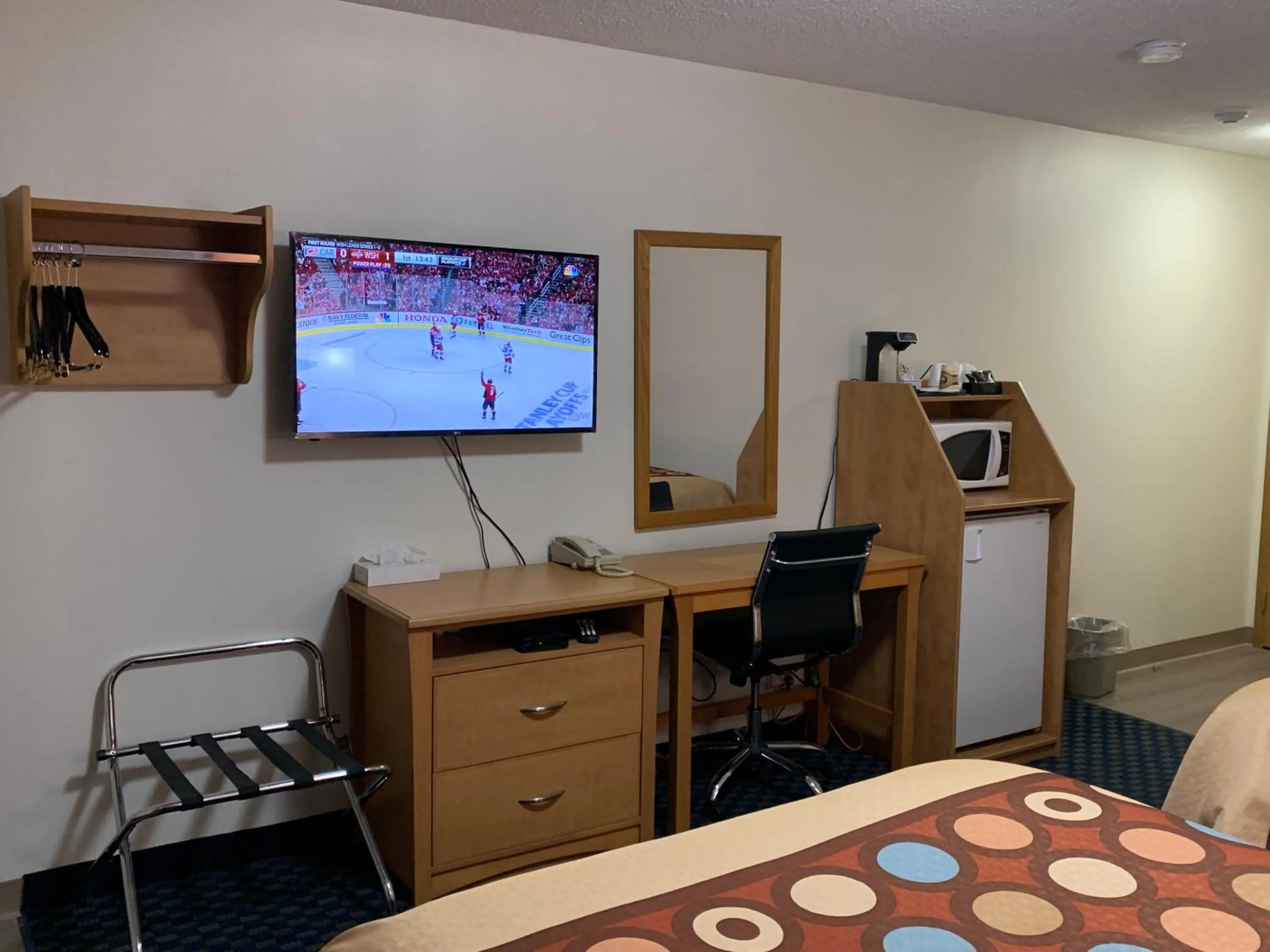 Coffee/tea facilities in Westway Inn Motel