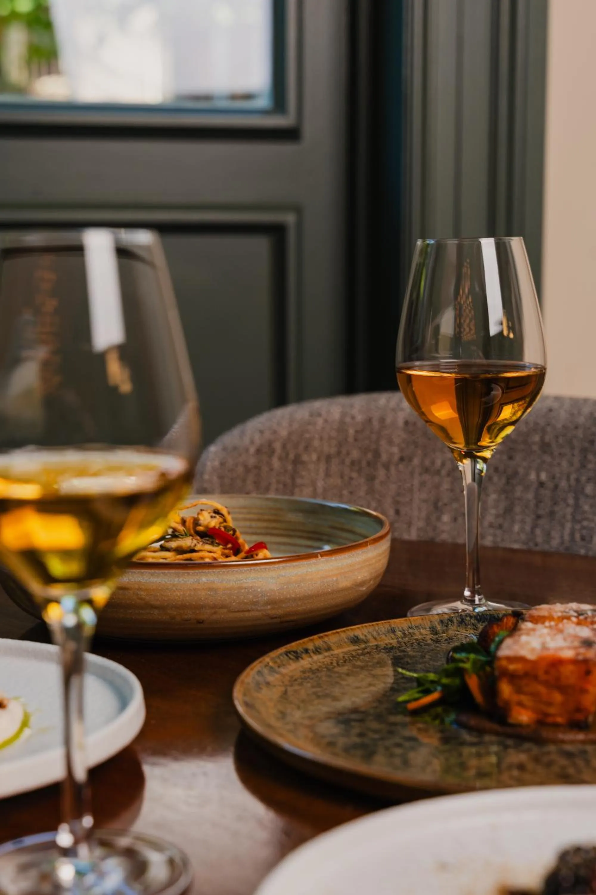 Restaurant/places to eat in Hotel Mercier