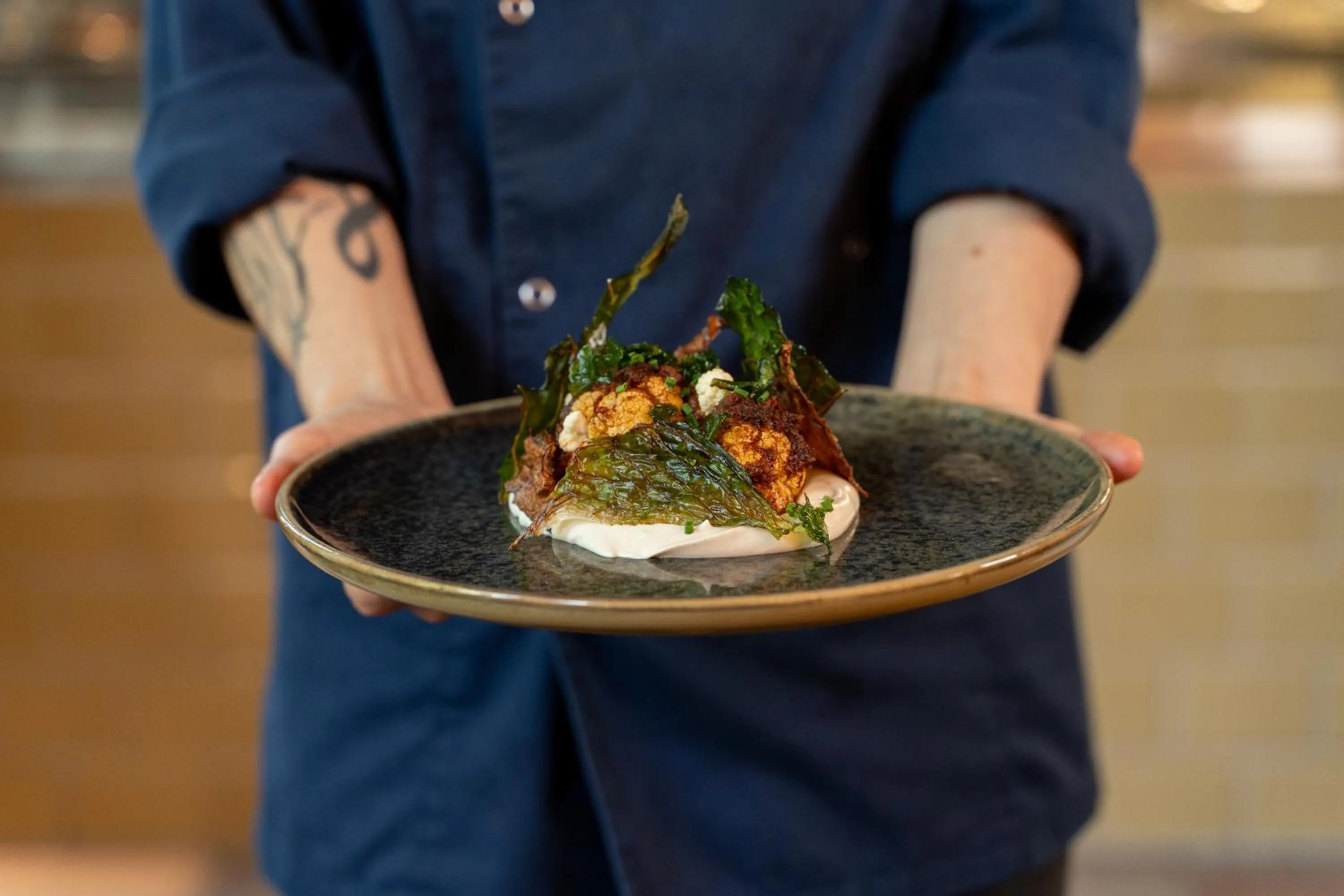 Restaurant/places to eat in Hotel Mercier