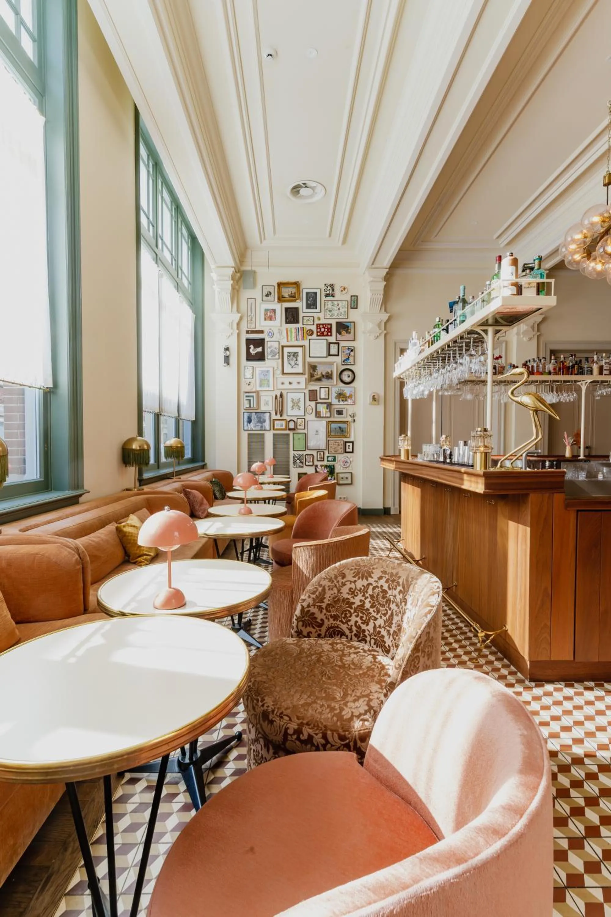 Lounge or bar in Hotel Mercier