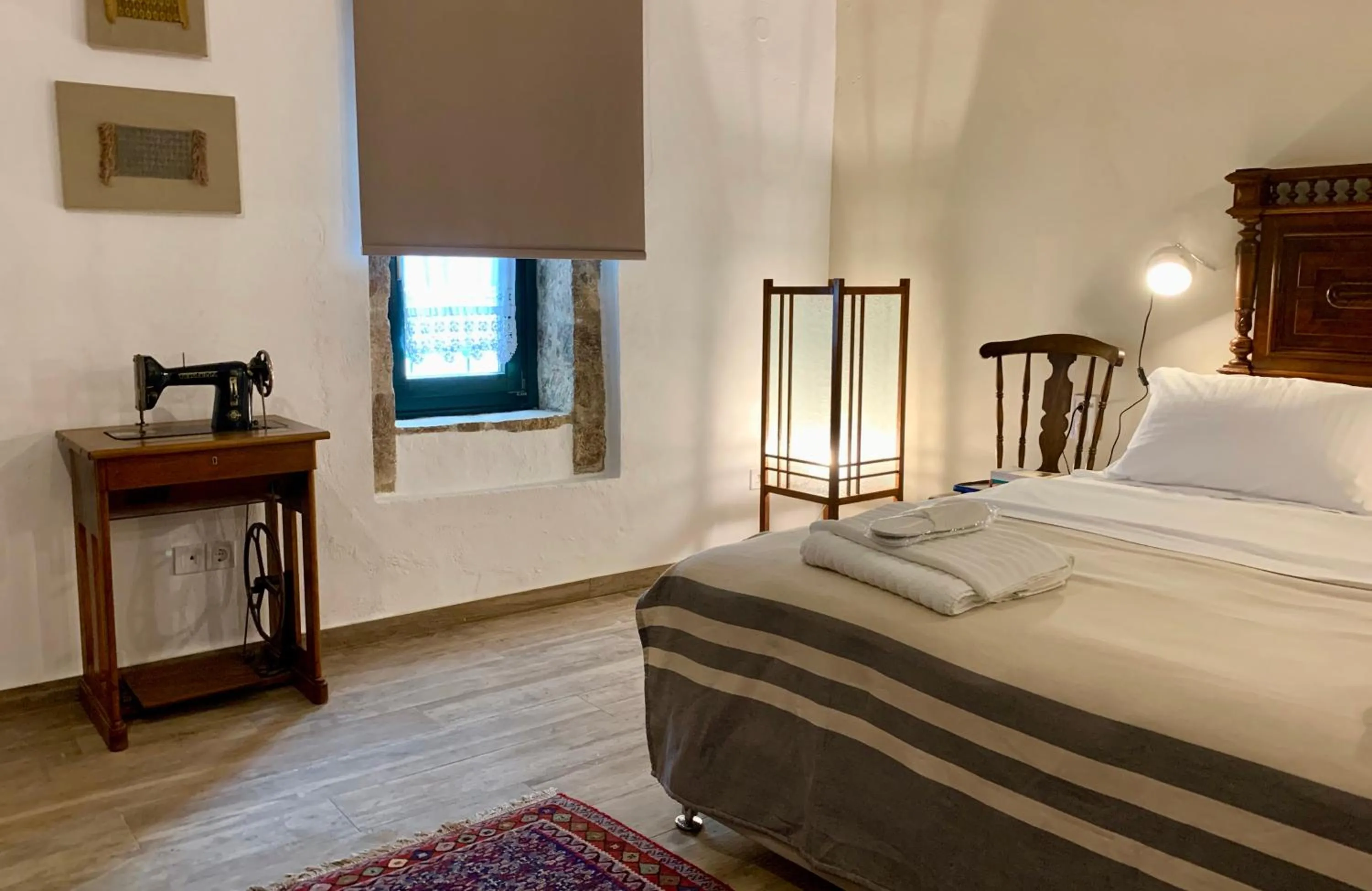 Bed in Villa Vager Mani Hotel