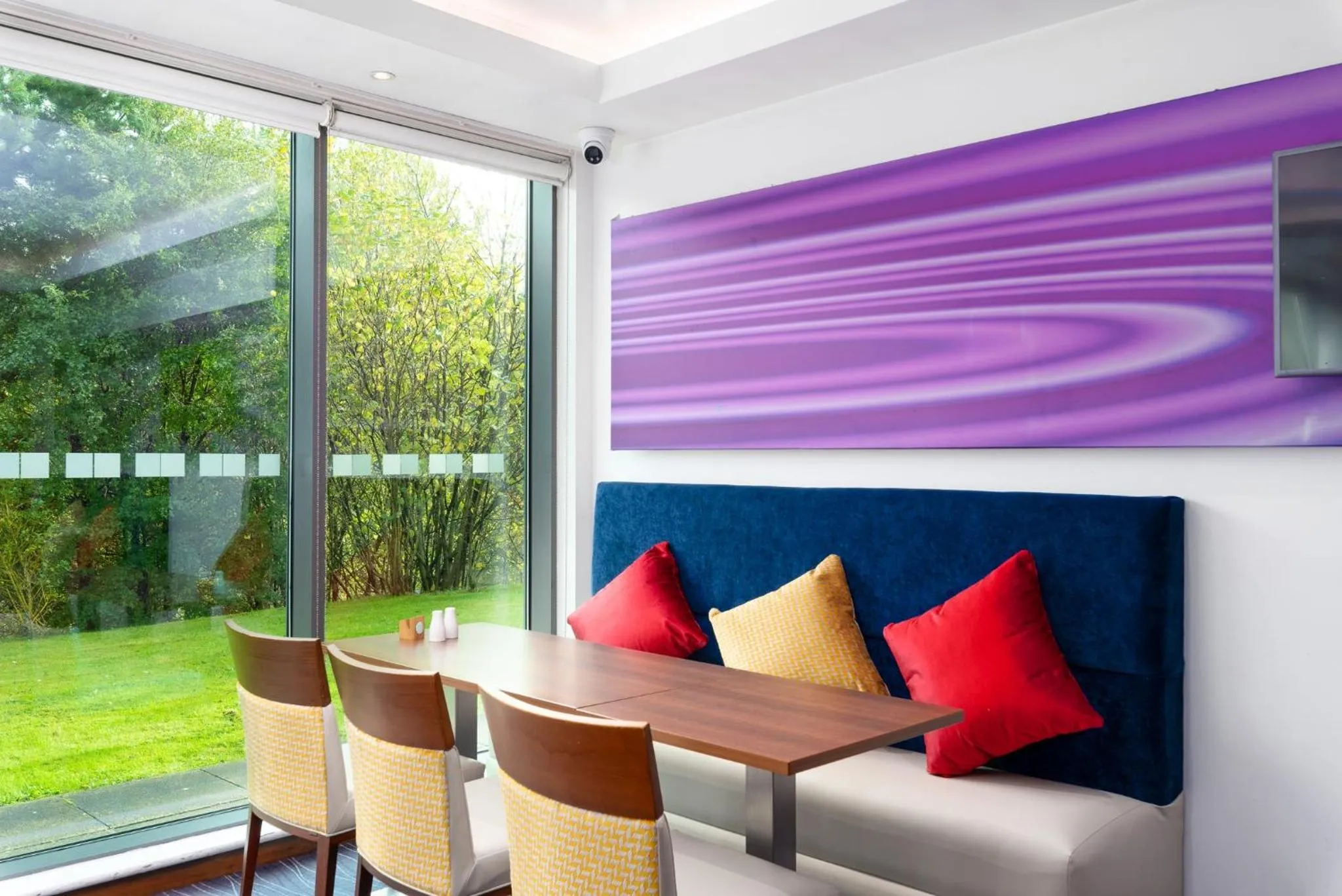 Restaurant/places to eat in Holiday Inn Express Burnley M65 Jct 10 by IHG