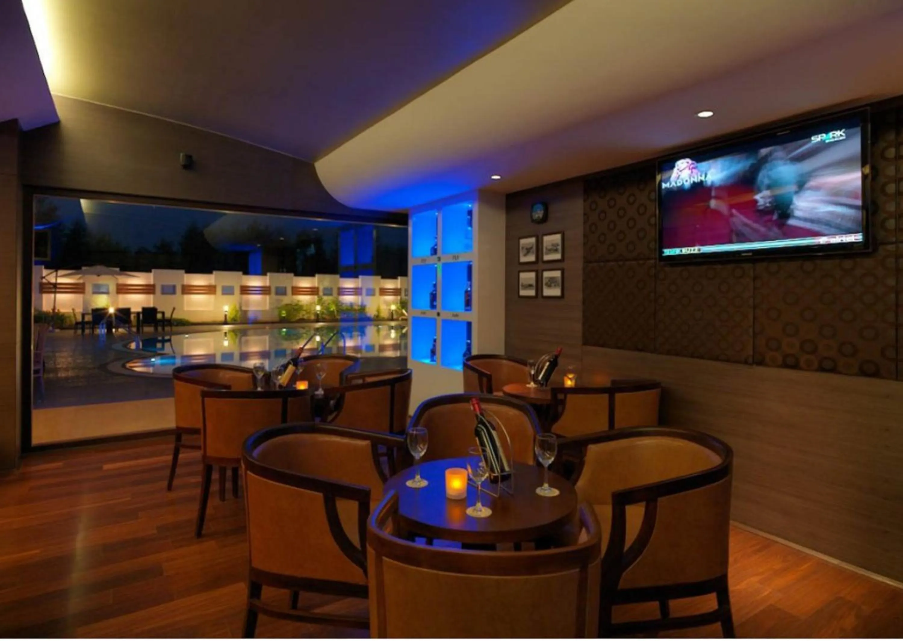 Lounge or bar in Goldfinch Retreat Bangalore