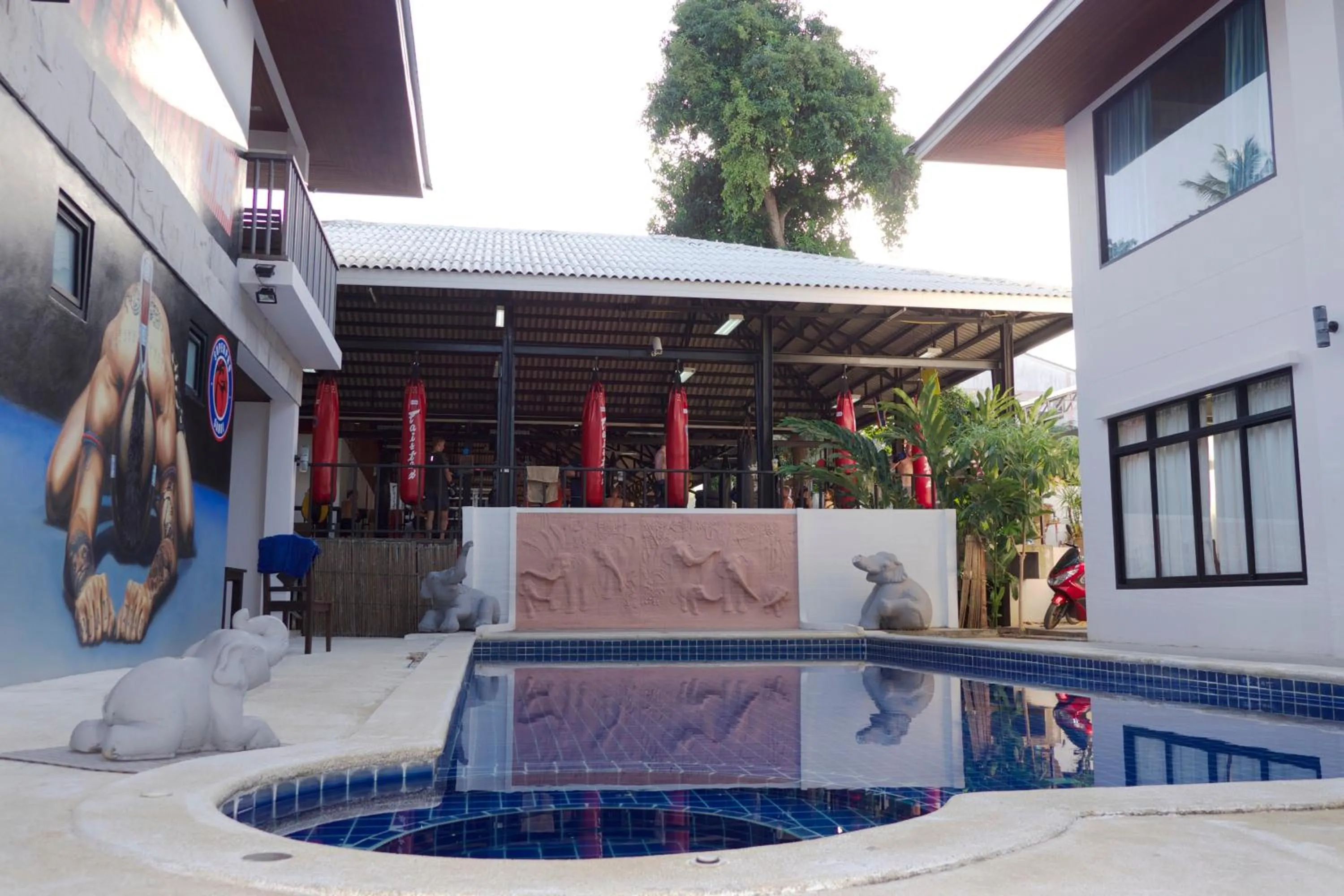 Swimming pool in Superpro Samui
