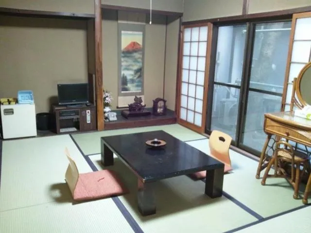 Photo of the whole room in Takigawa Ryokan