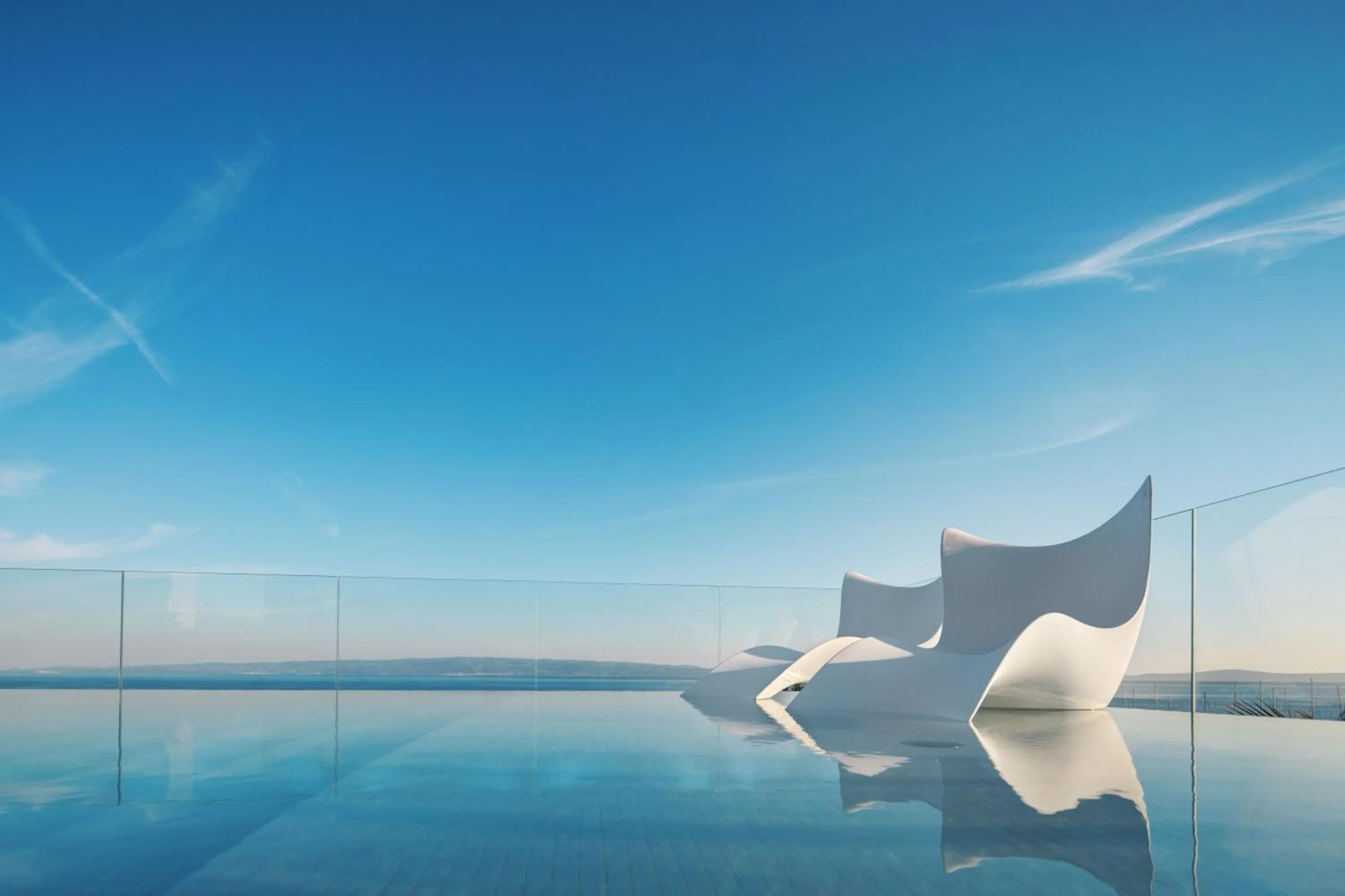 Swimming pool in Posh Residence Luxury Suites