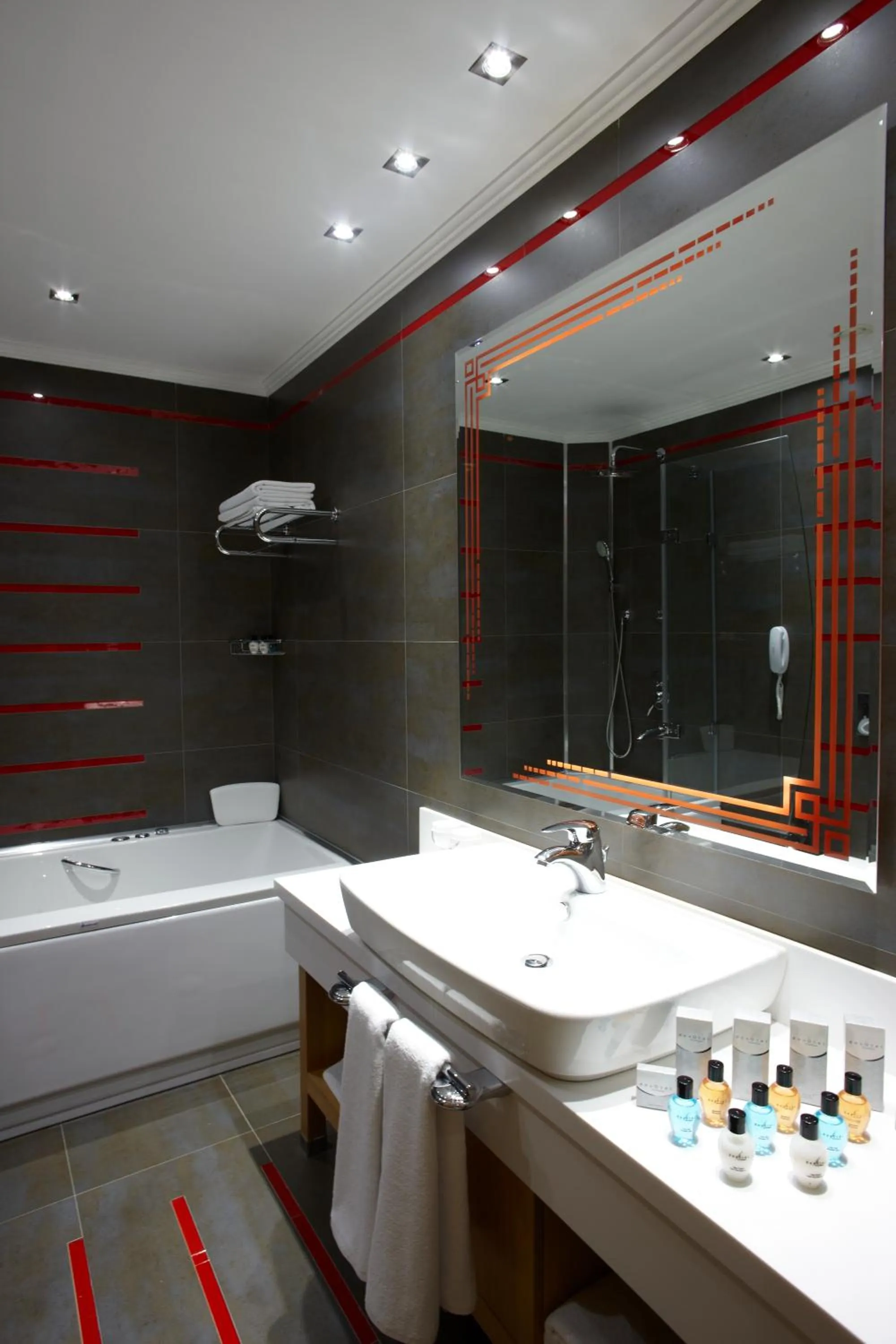 Bathroom in dovsOtel