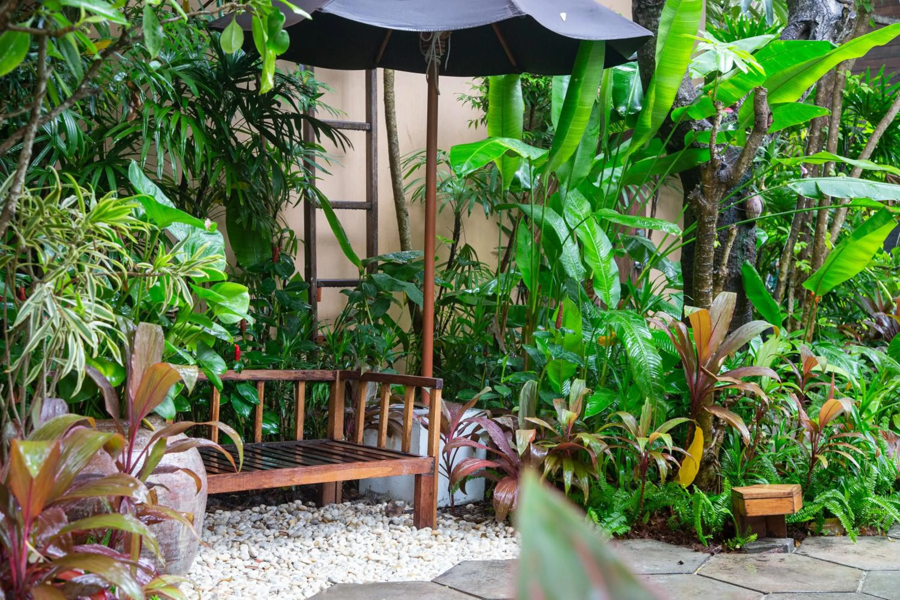 Garden view in Buri Rasa Village Phangan