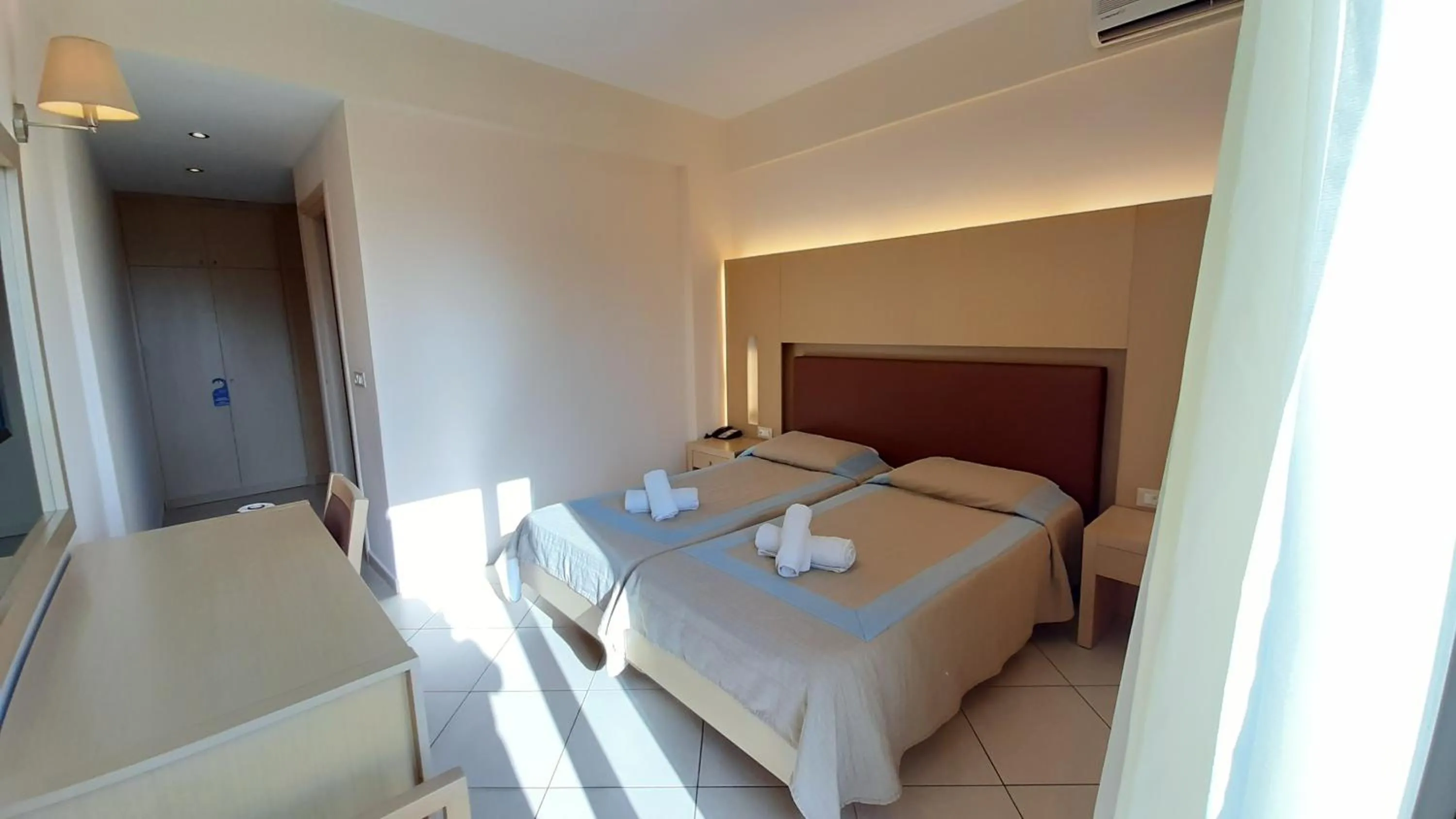 Bedroom, Bed in Lassi Hotel