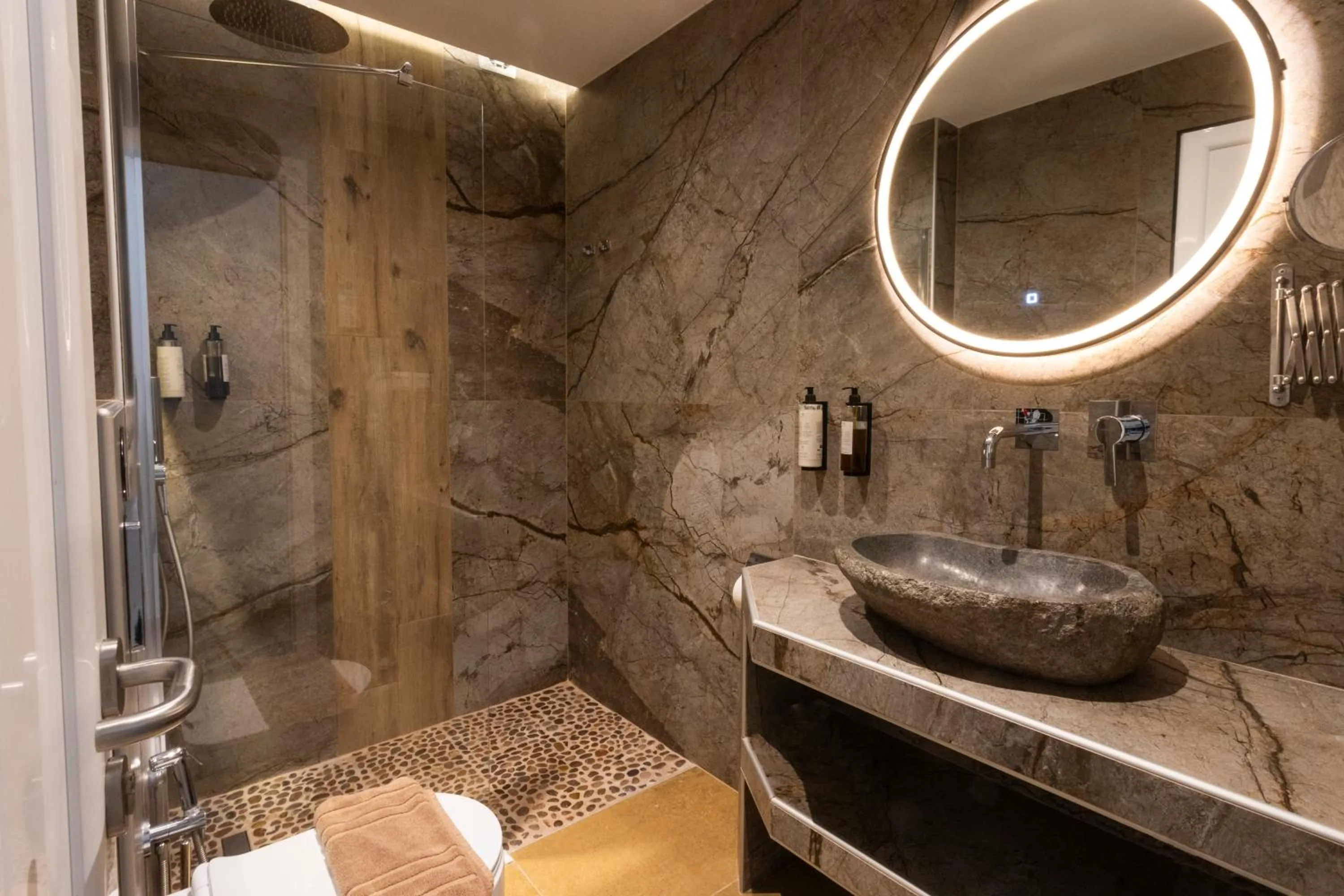 Bathroom in Royal Hotel and Suites