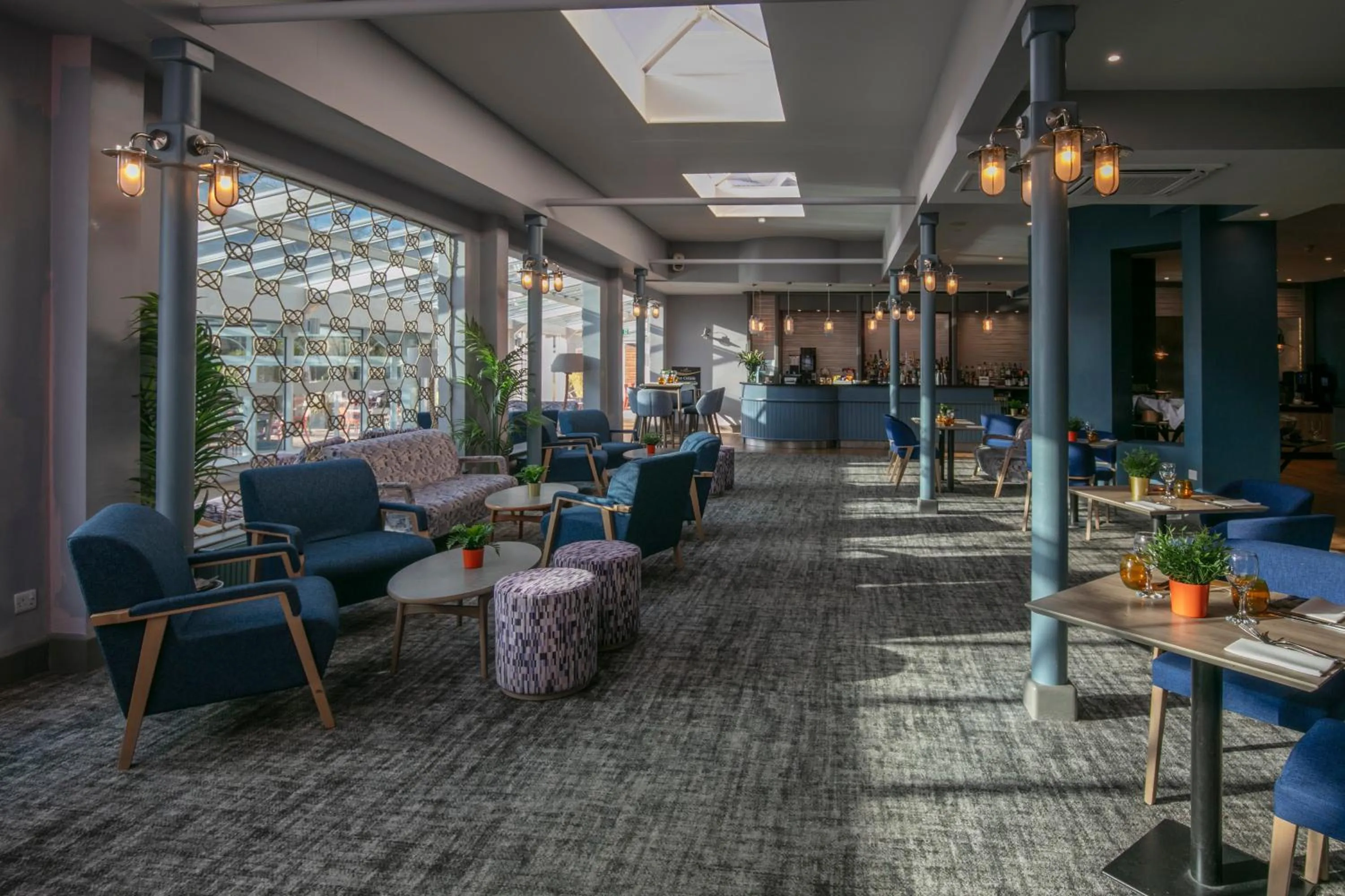 Lounge or bar in Bournemouth West Cliff Hotel & Spa