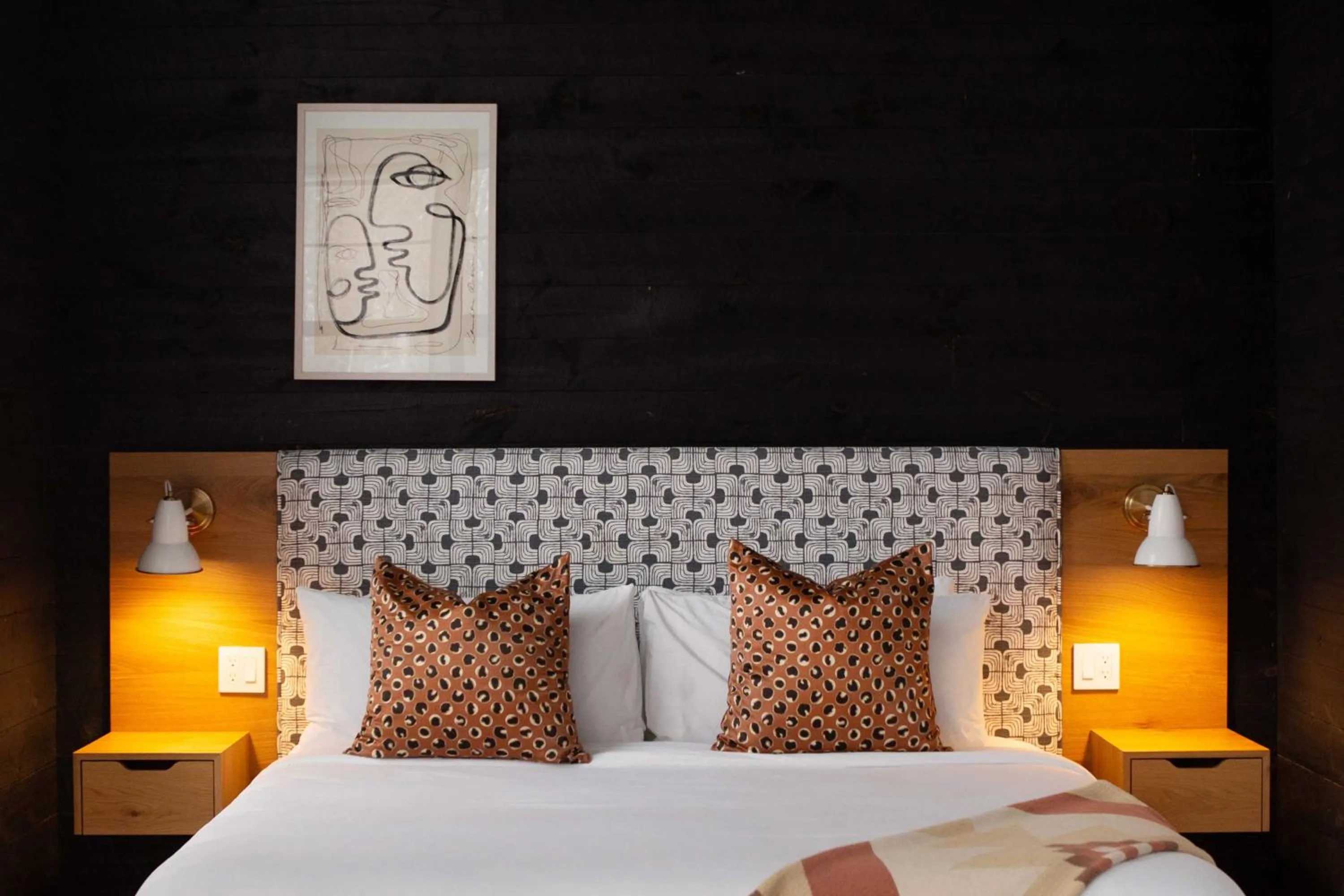 Bed in Woodstock Way Hotel