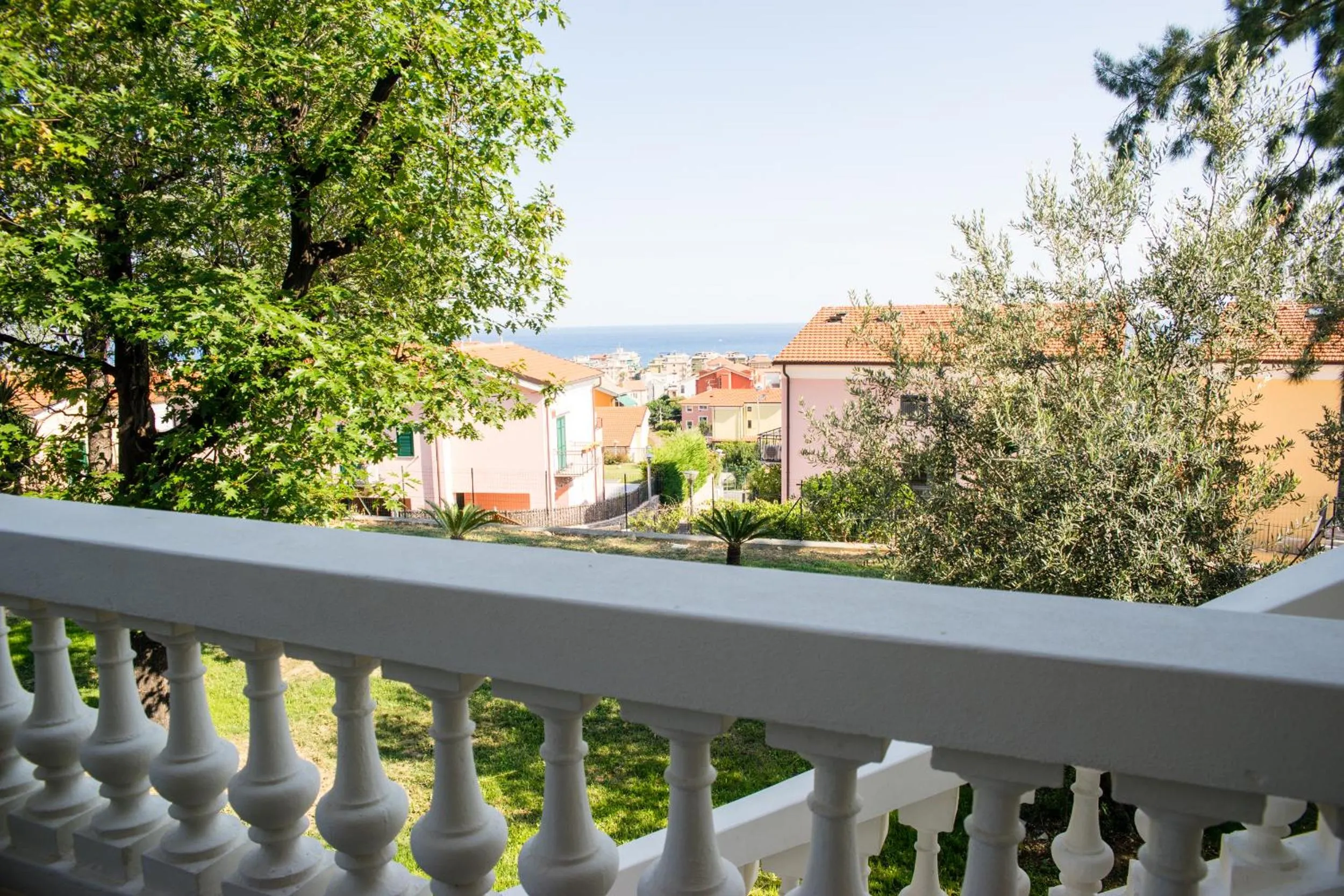 Garden view in BB CÀ DE MÂ