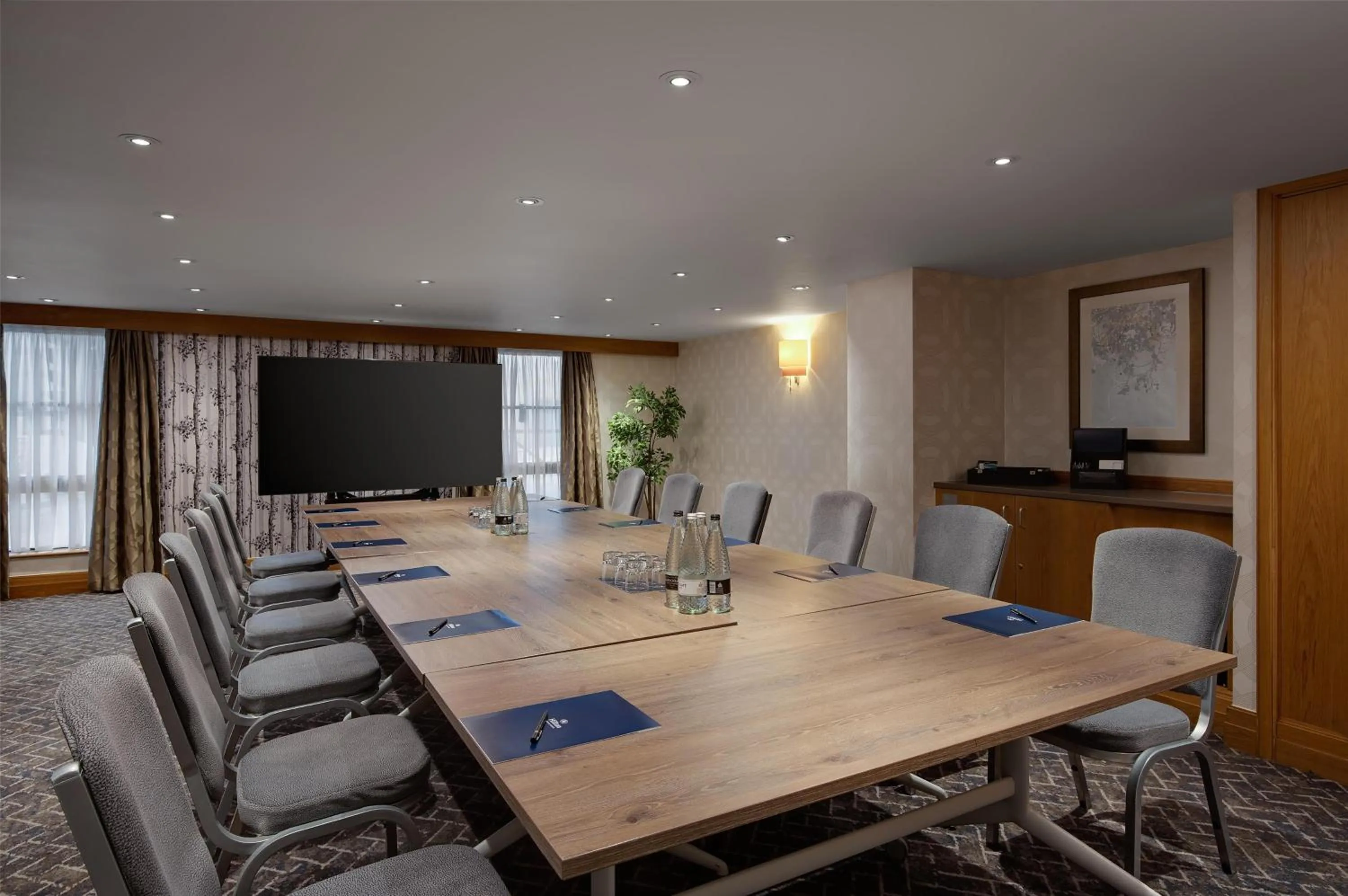 Meeting/conference room in Hilton London Kensington Hotel