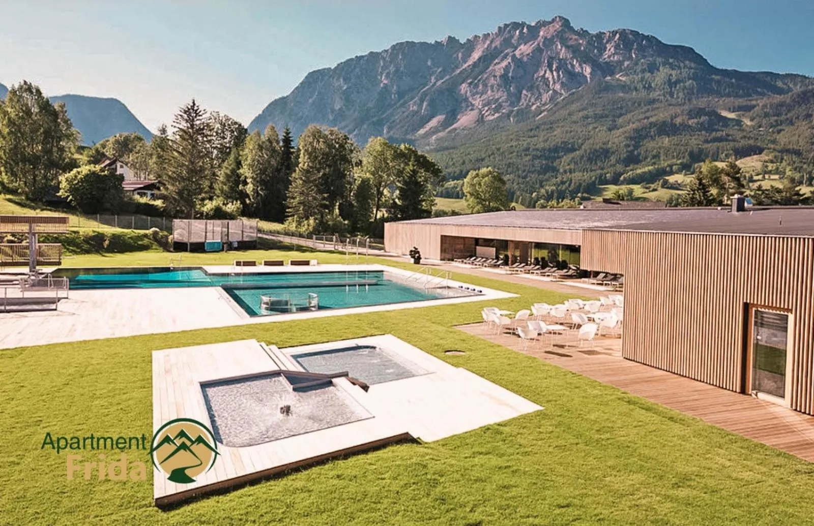 Swimming pool in Apartment Frida by Da Alois