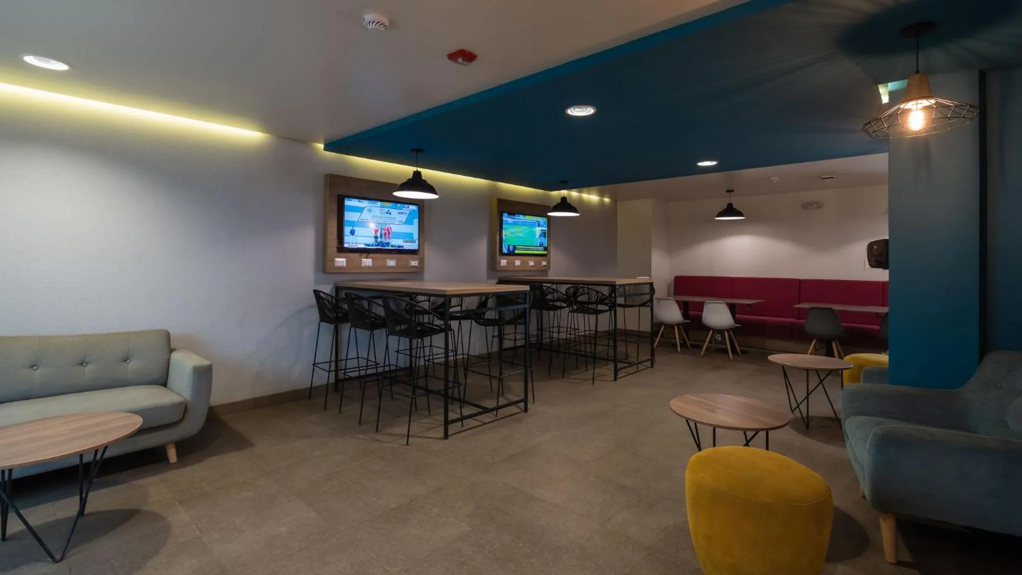 Living room in Casa Andina Standard Trujillo Plaza