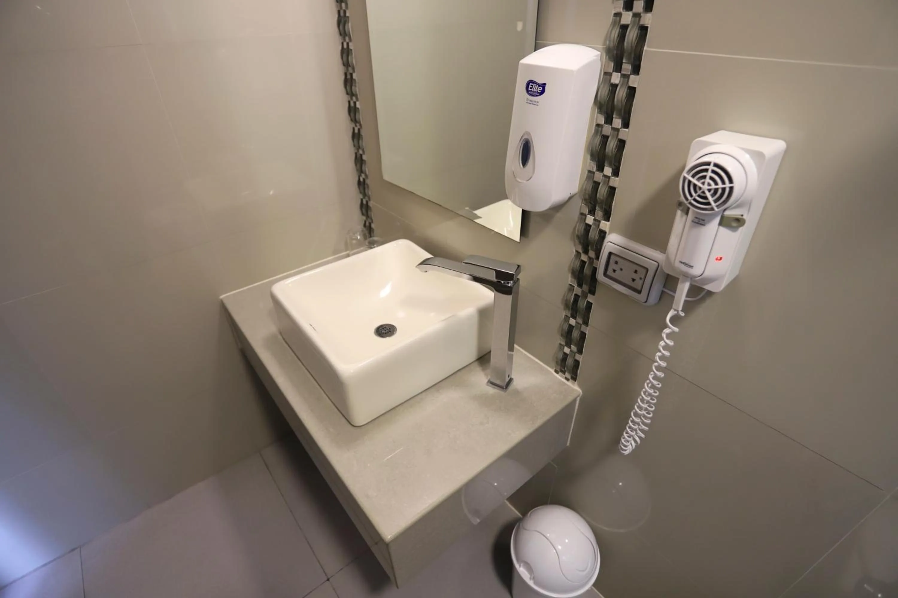 Shower in Casa Andina Standard Trujillo Plaza