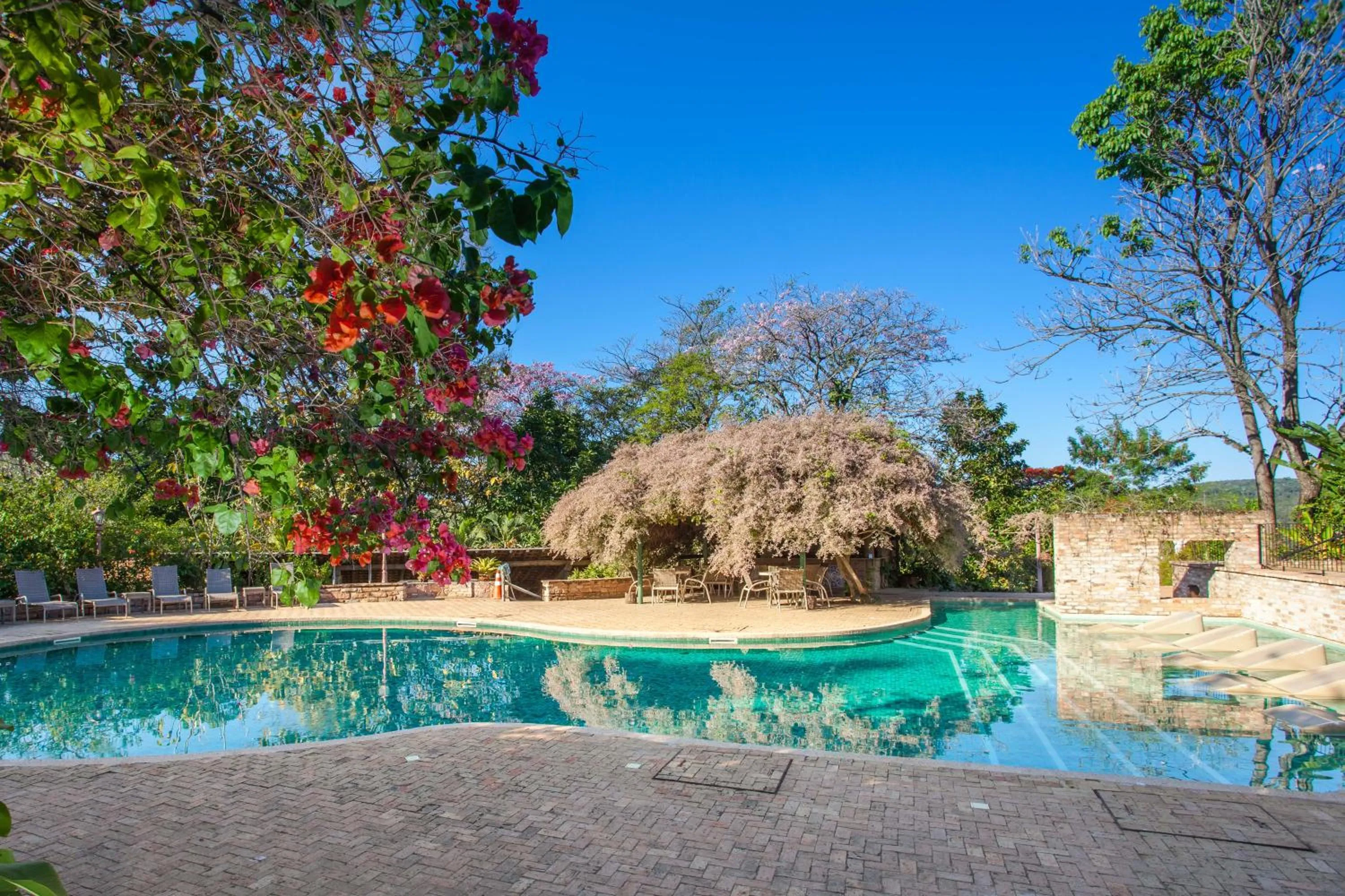 Swimming pool in Hotel de Lençois