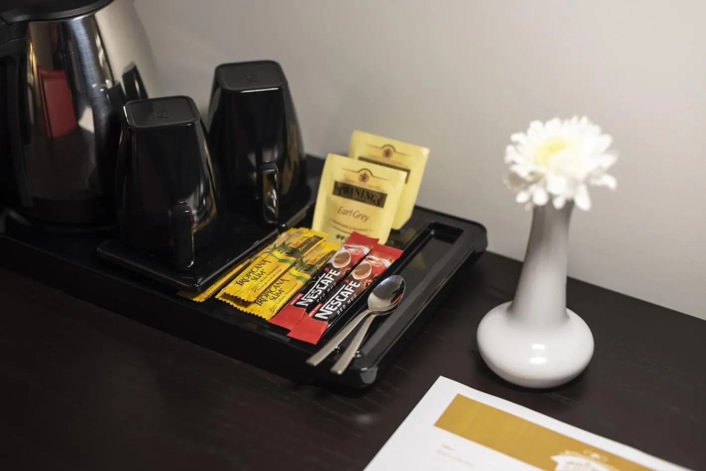 Coffee/tea facilities in Al Joud Hotel Makkah