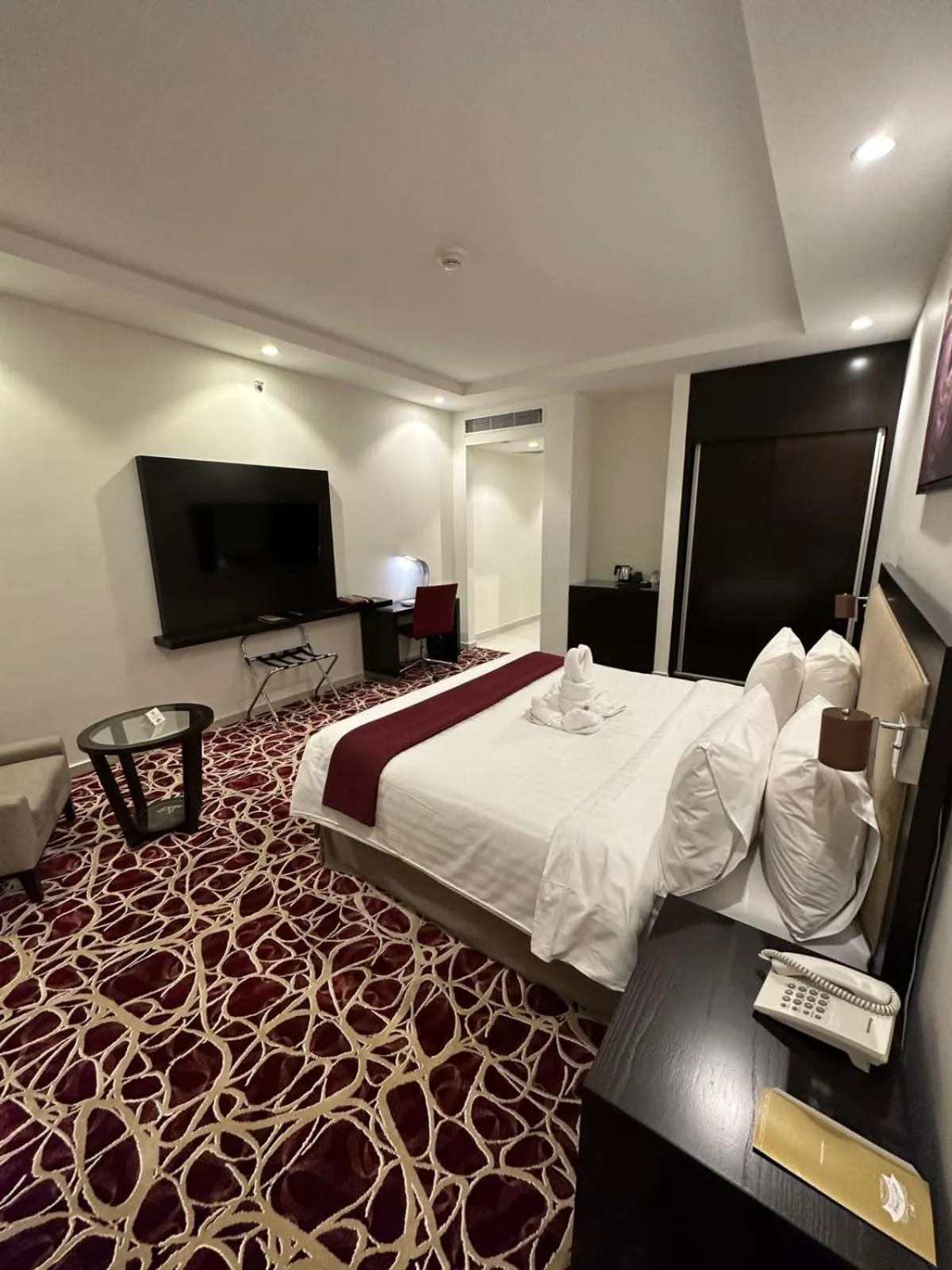 Bed in Al Joud Hotel Makkah