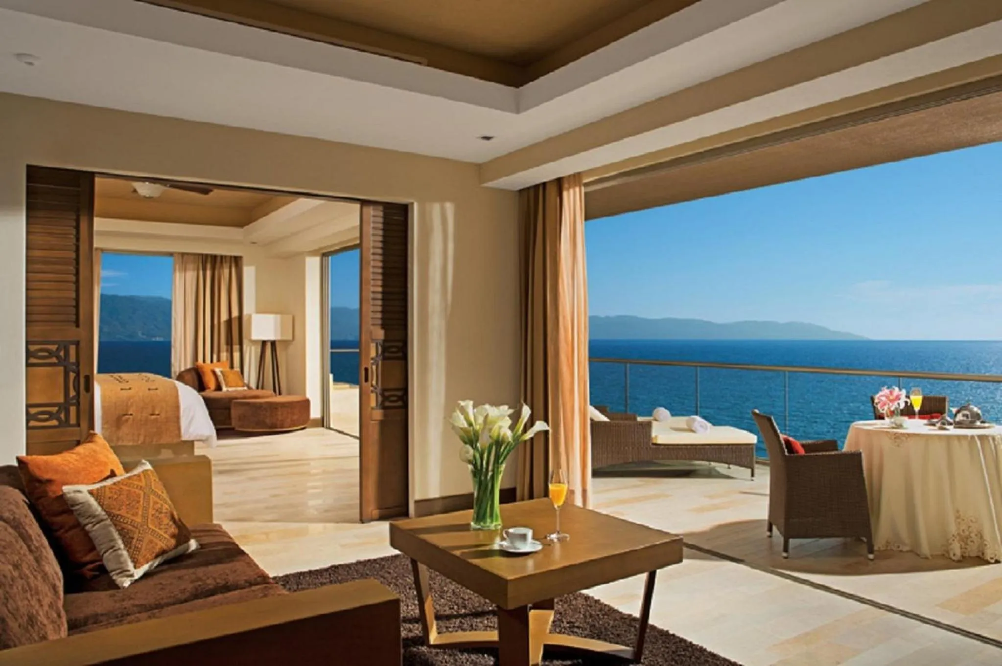 Living room in Dreams Vallarta Bay Resorts & Spa - All Inclusive