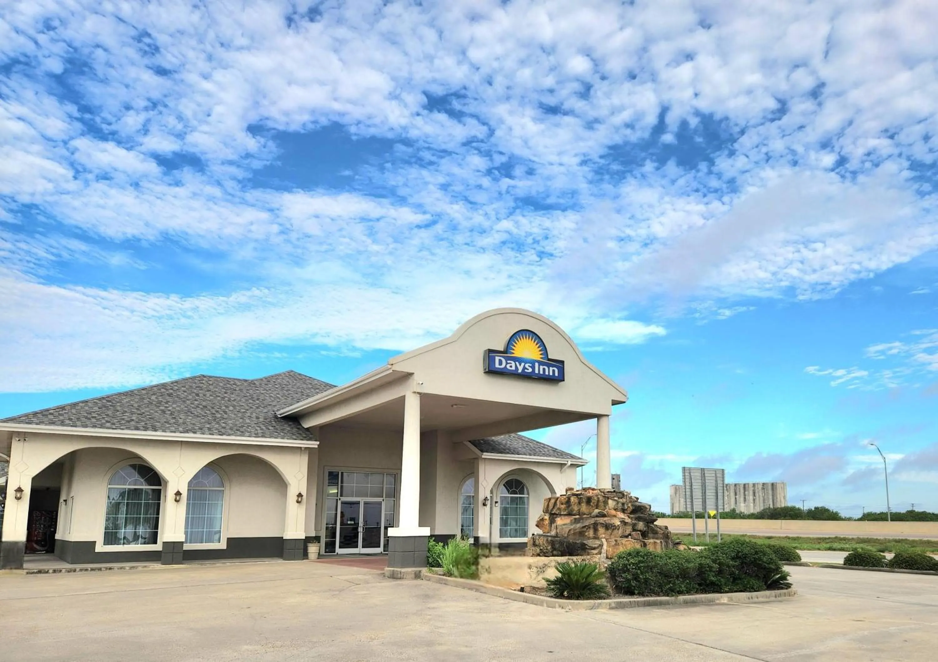 Property building in Days Inn by Wyndham Robstown